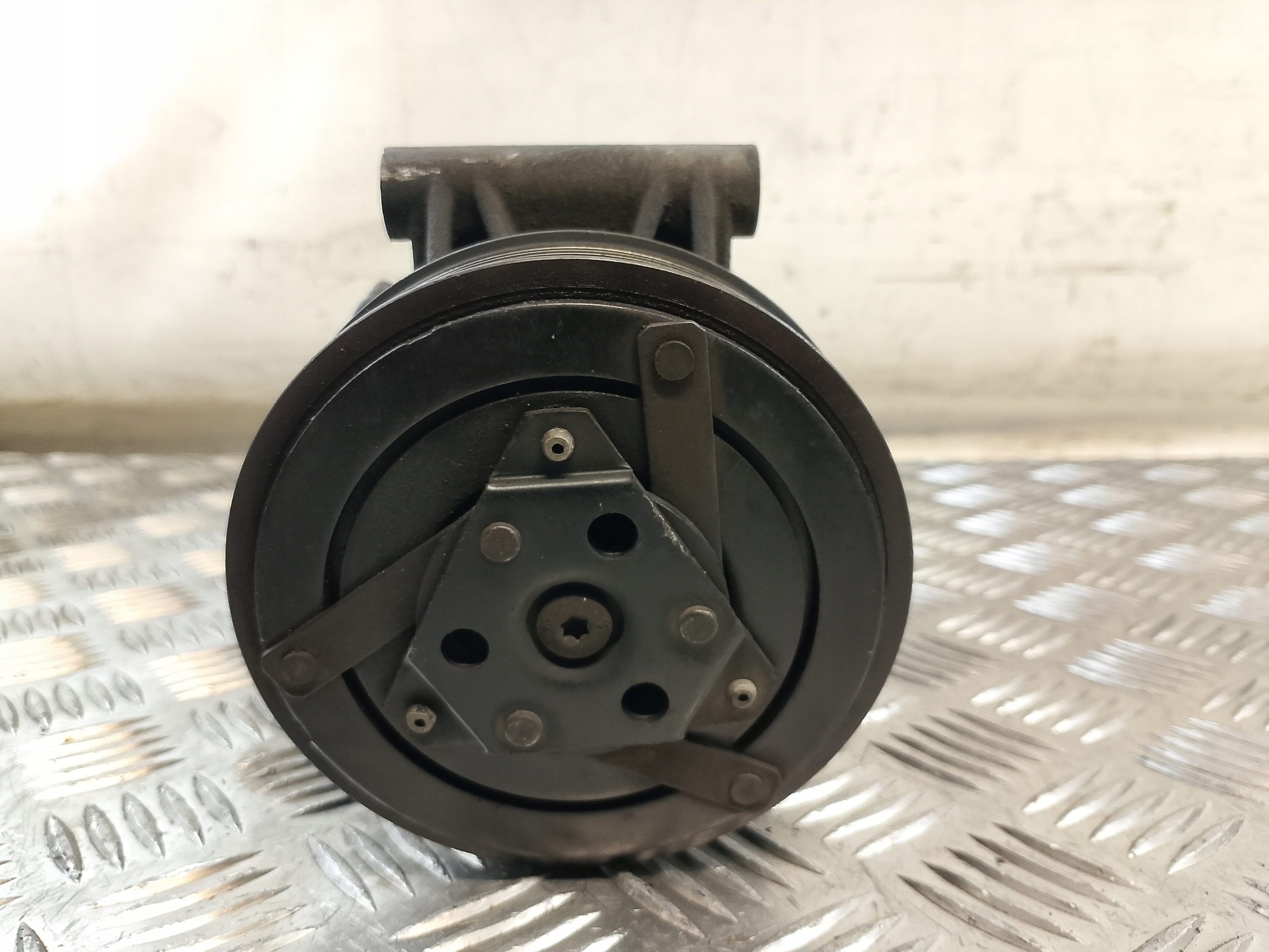 compressor compressor; KLIMATZYACJI RENAULT SCENIC II 1.9 DCI OE 8200309193