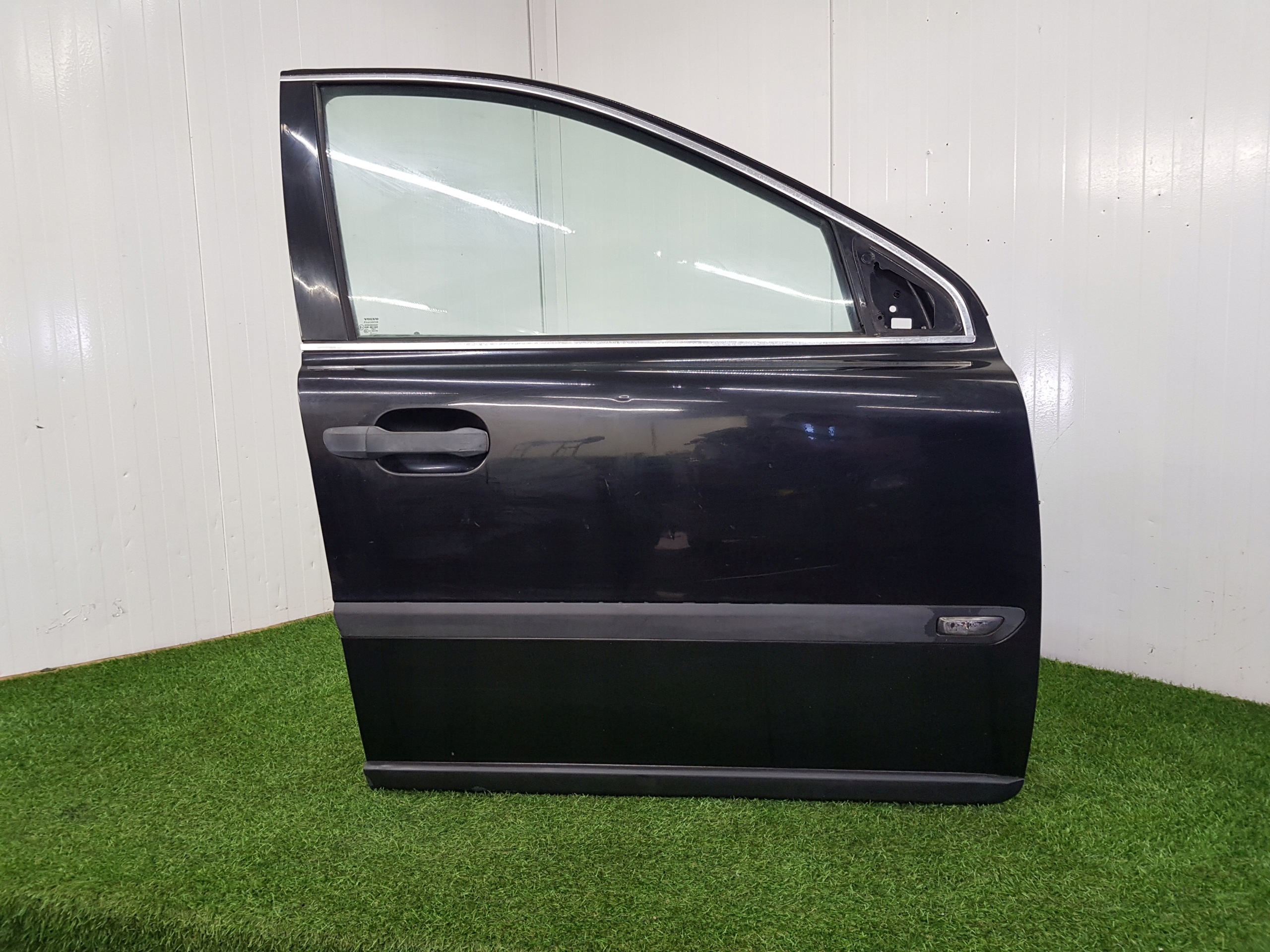 dveře pravý předek VOLVO XC90