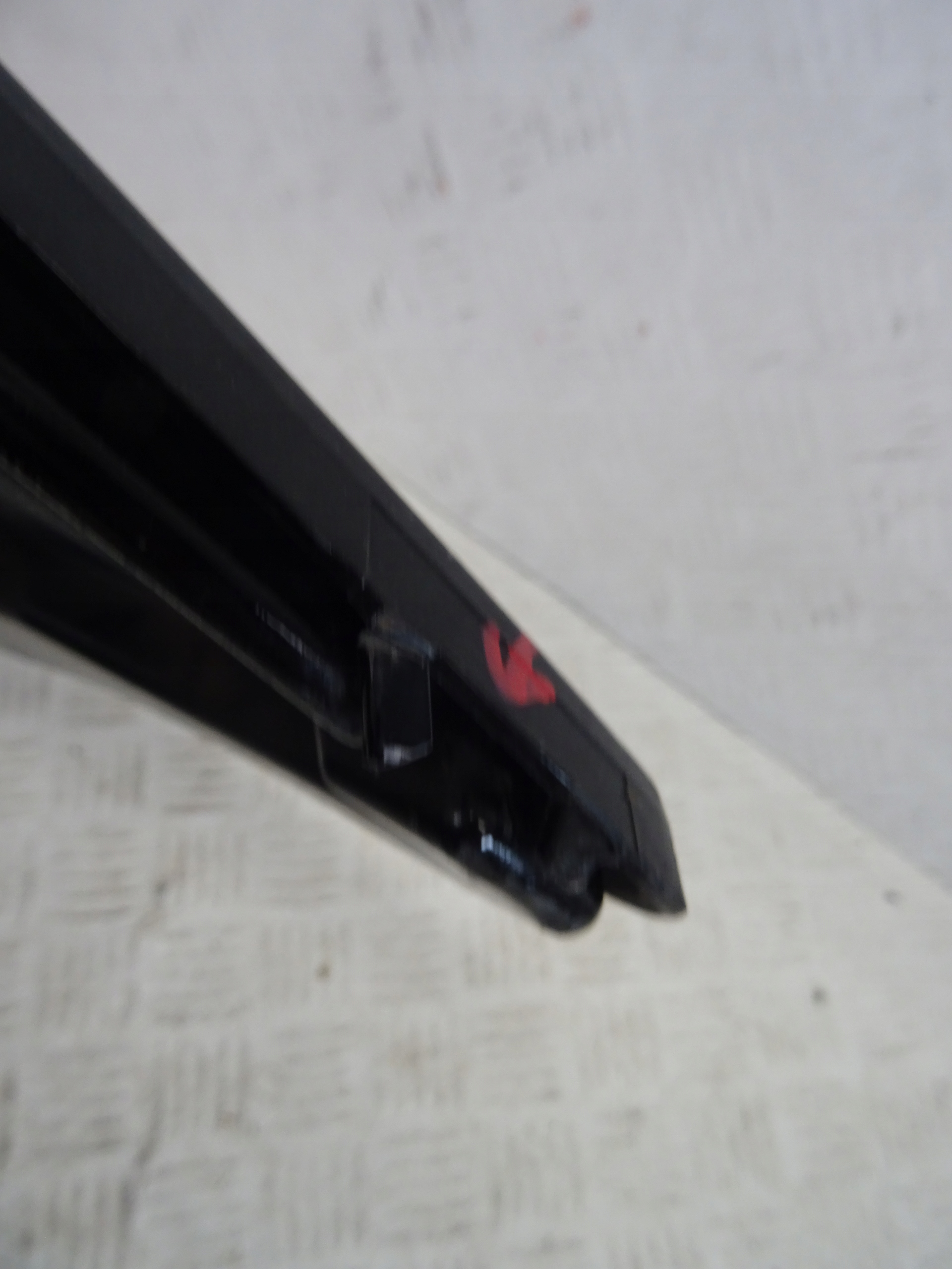 grid of a bumper front front right VW GOLF VIII R-LINE 5H0853666H