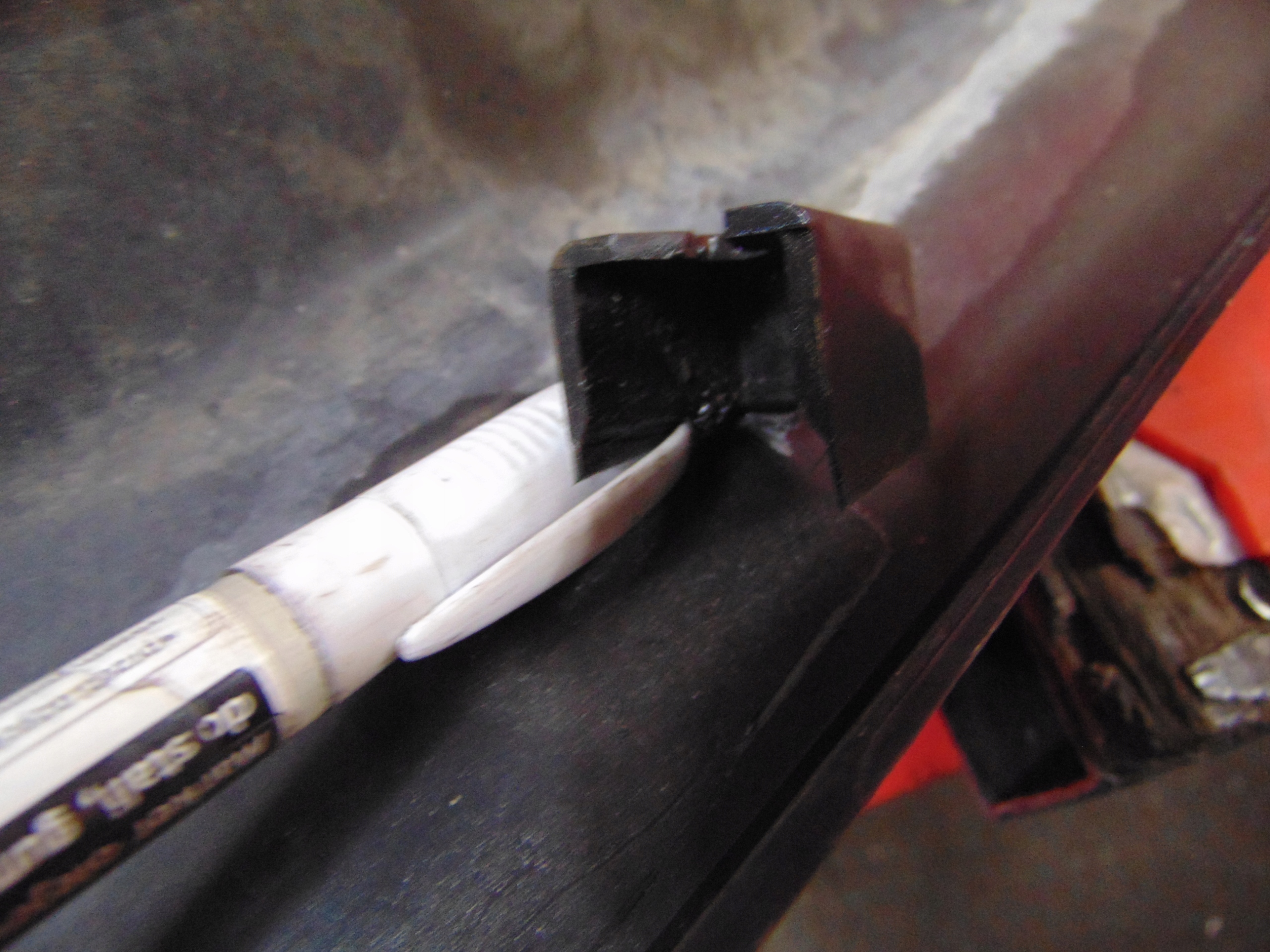 CHEVROLET ORLANDO cap moulding threshold left
