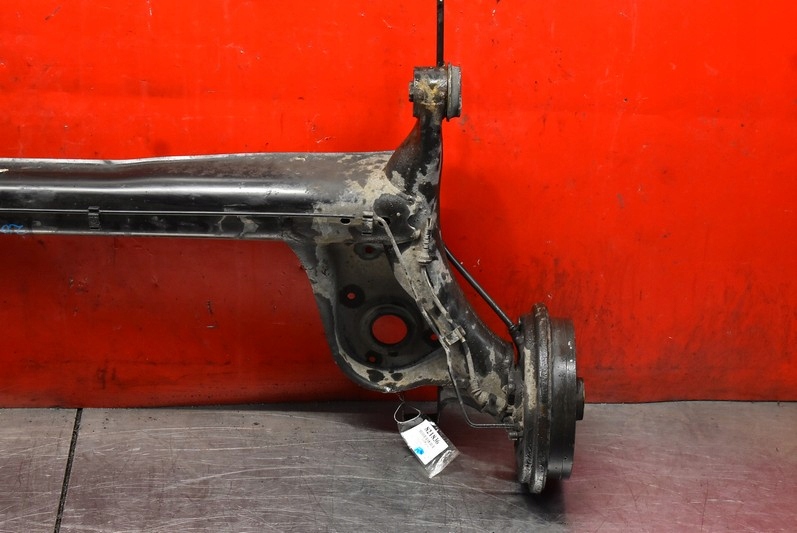 OŚ TYŁ TYLNA BELKA SKODA CITIGO 1.0 MPI 60 KM 3D 11-17 Producent części Skoda OE