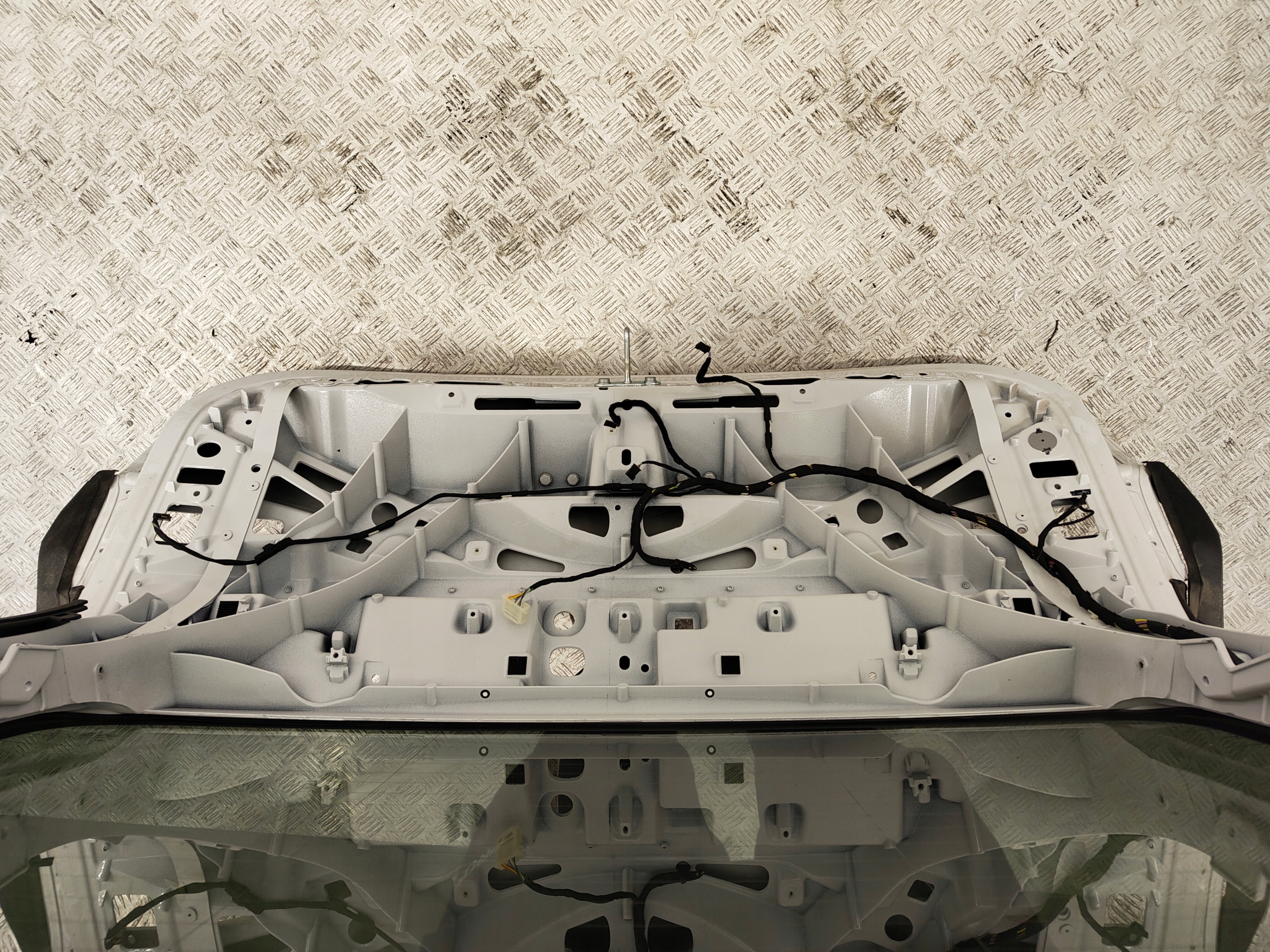 BMW 6 G32 trunk door boot A96