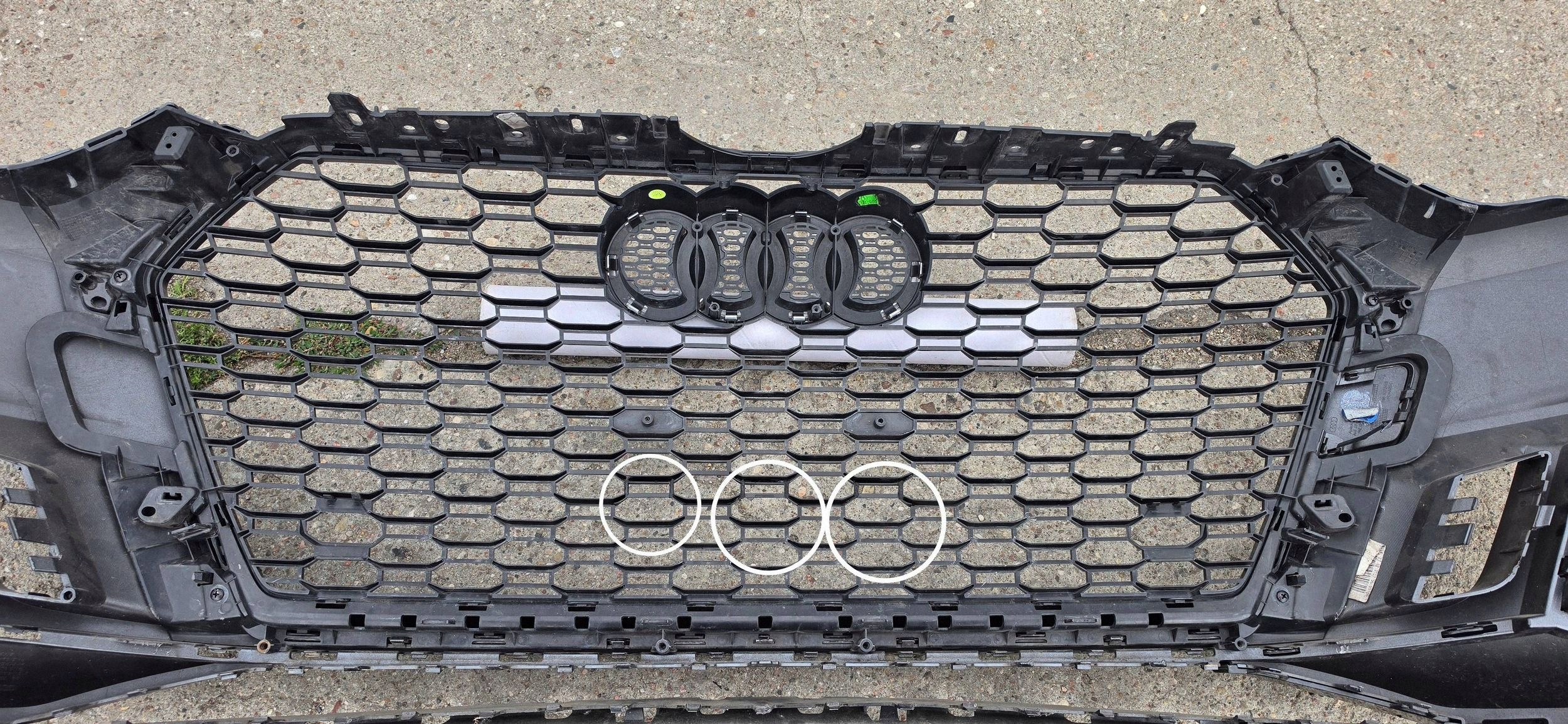 Audi RS5 8w6 before lift 2017-2020 8w6807437 front bumper grill