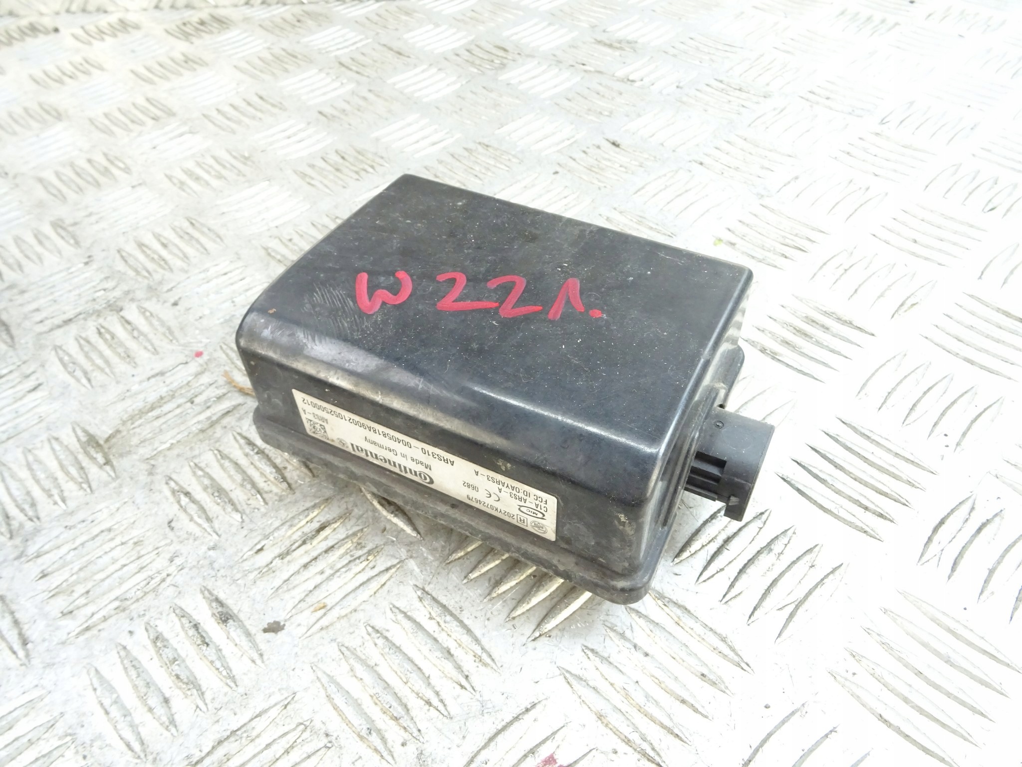 MERCEDES S W221 LIFT RADAR SENSOR DISTRONIC 202YK0724679