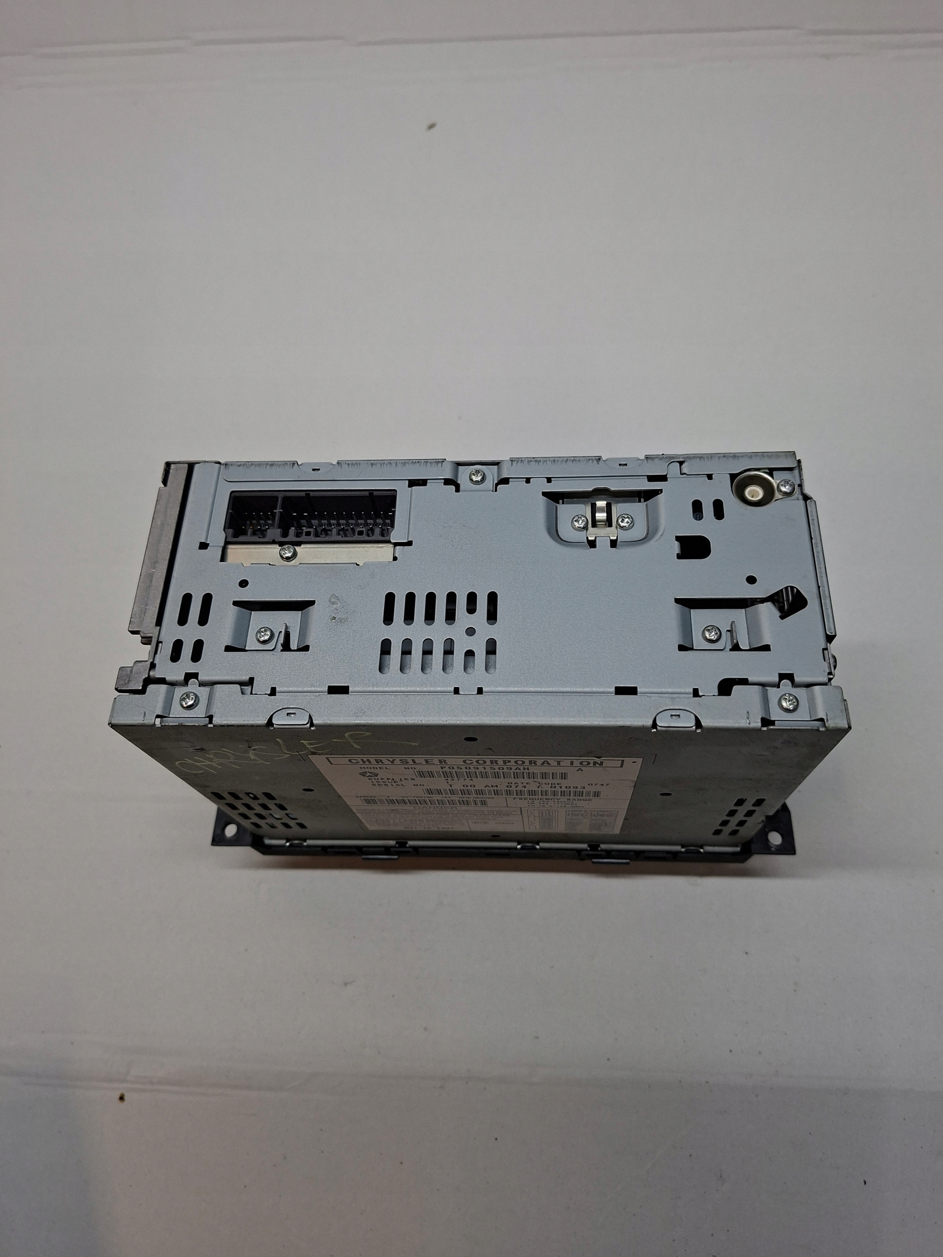 RADIO FABRYCZNE CHRYSLER P05091509AH