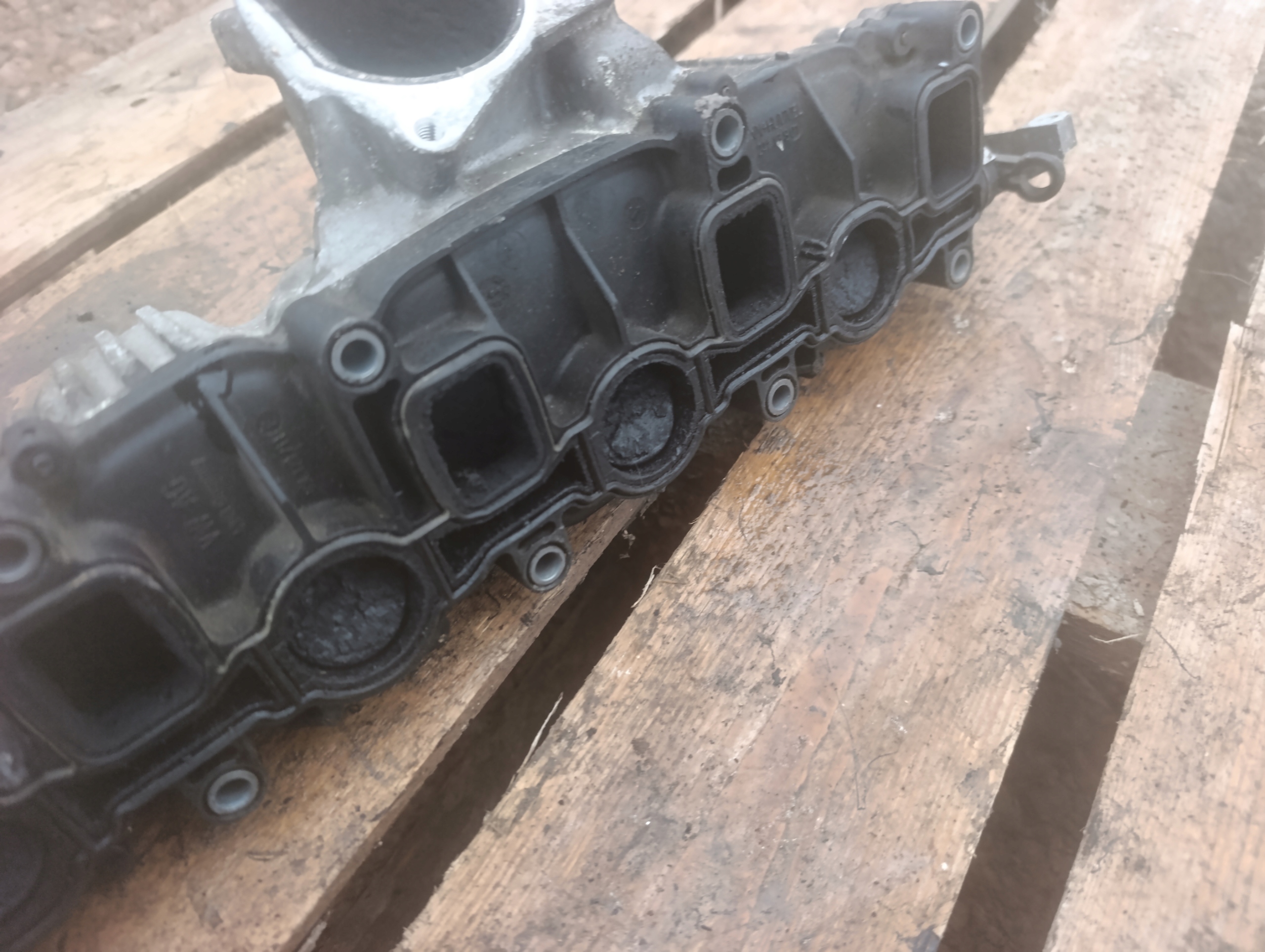 header pipe AUDI VOLKSWAGEN 03L129711E