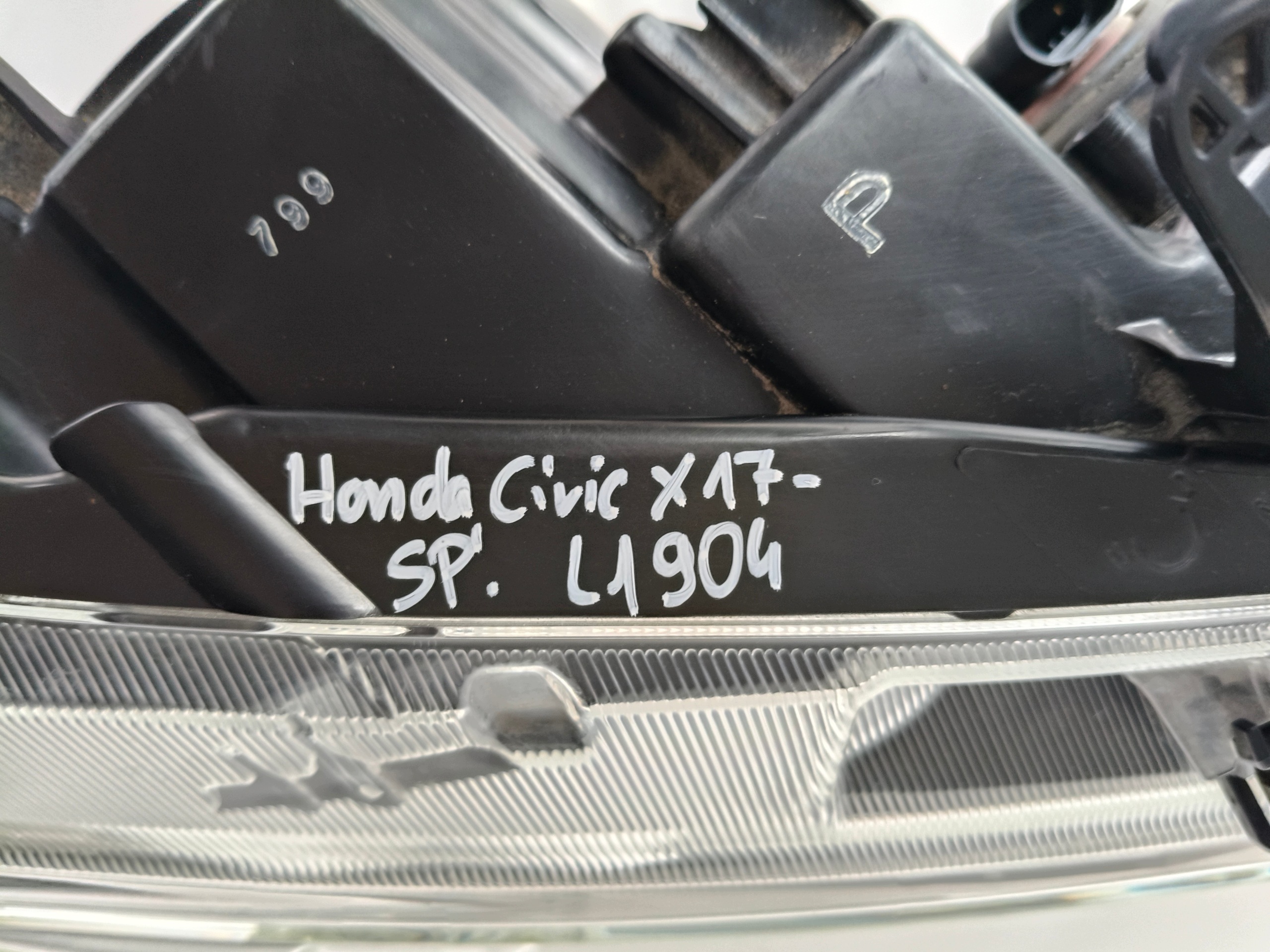light right REFLEKTOR HONDA CIVIC X 17
