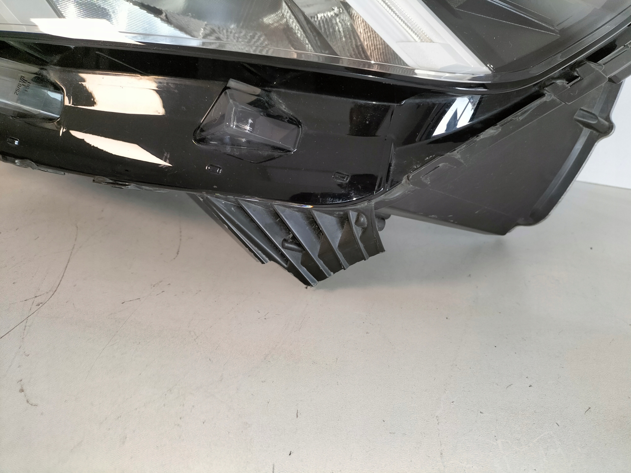 light front reflektor left DACIA SANDERO 3 III LOGAN III 21