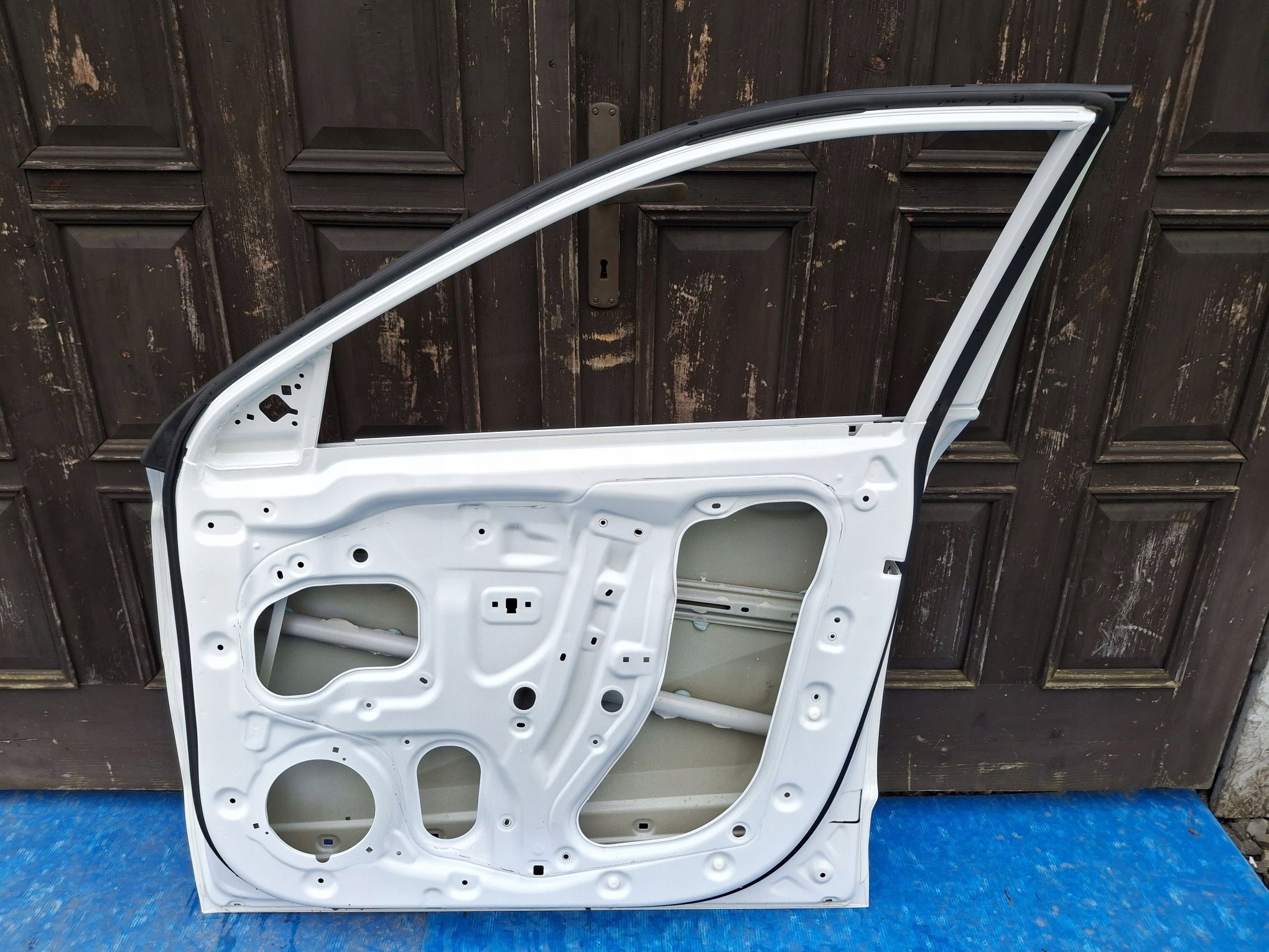 door right front HYUNDAI KONA II 2022R->