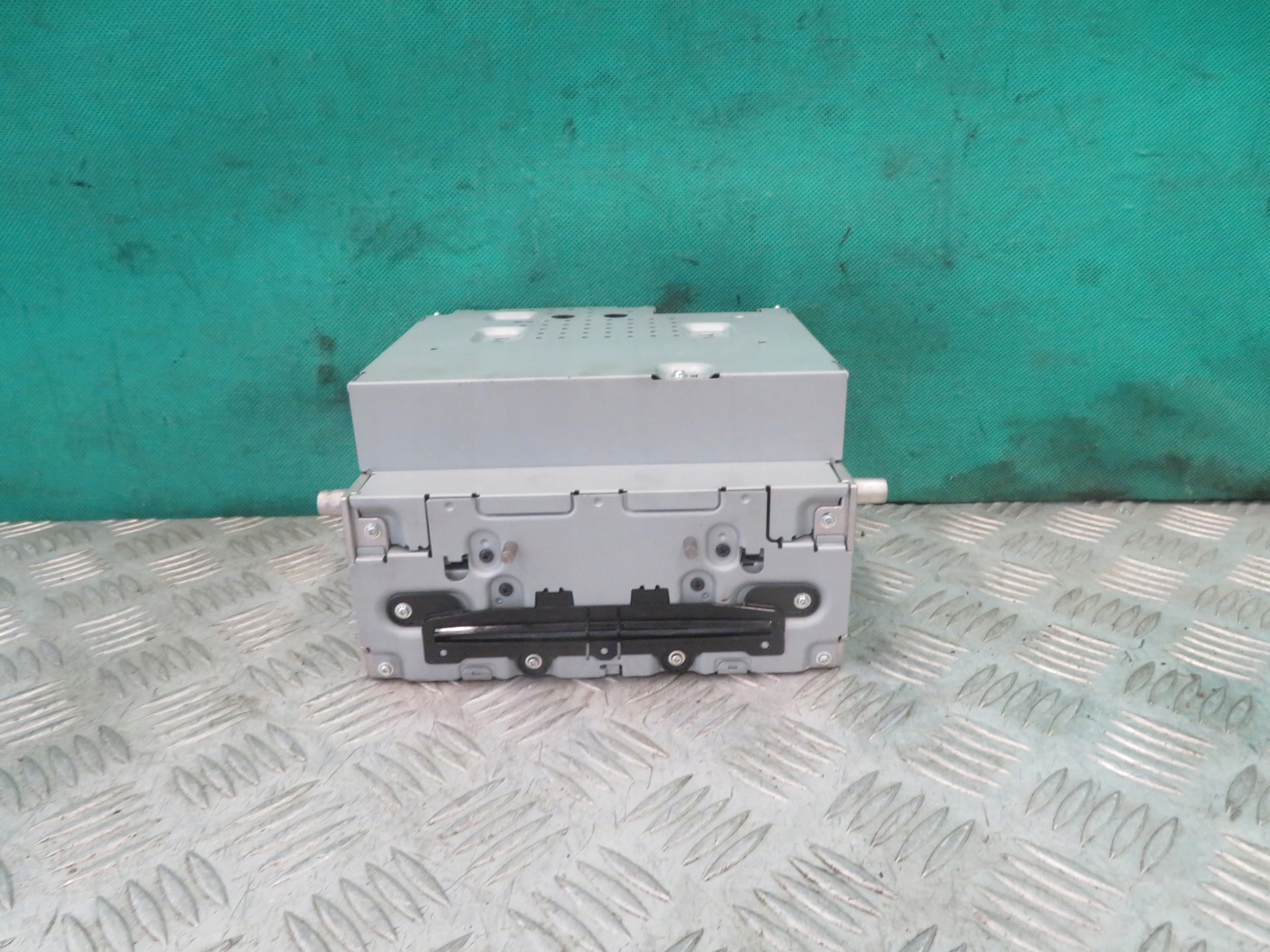 RADIO Navigation BLUETOOTH MERCEDES W205 C KLASA 18R