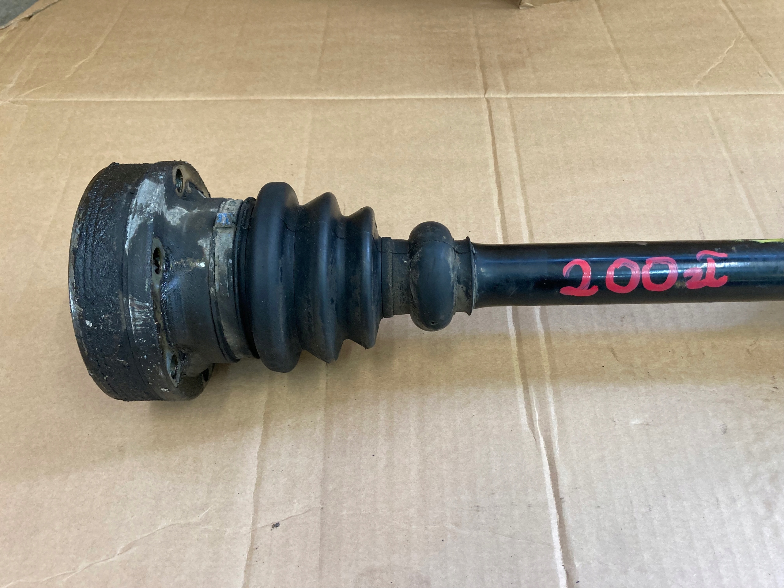 T4 TRANSPORTER 1.9TD semi-axis Napedowa right original