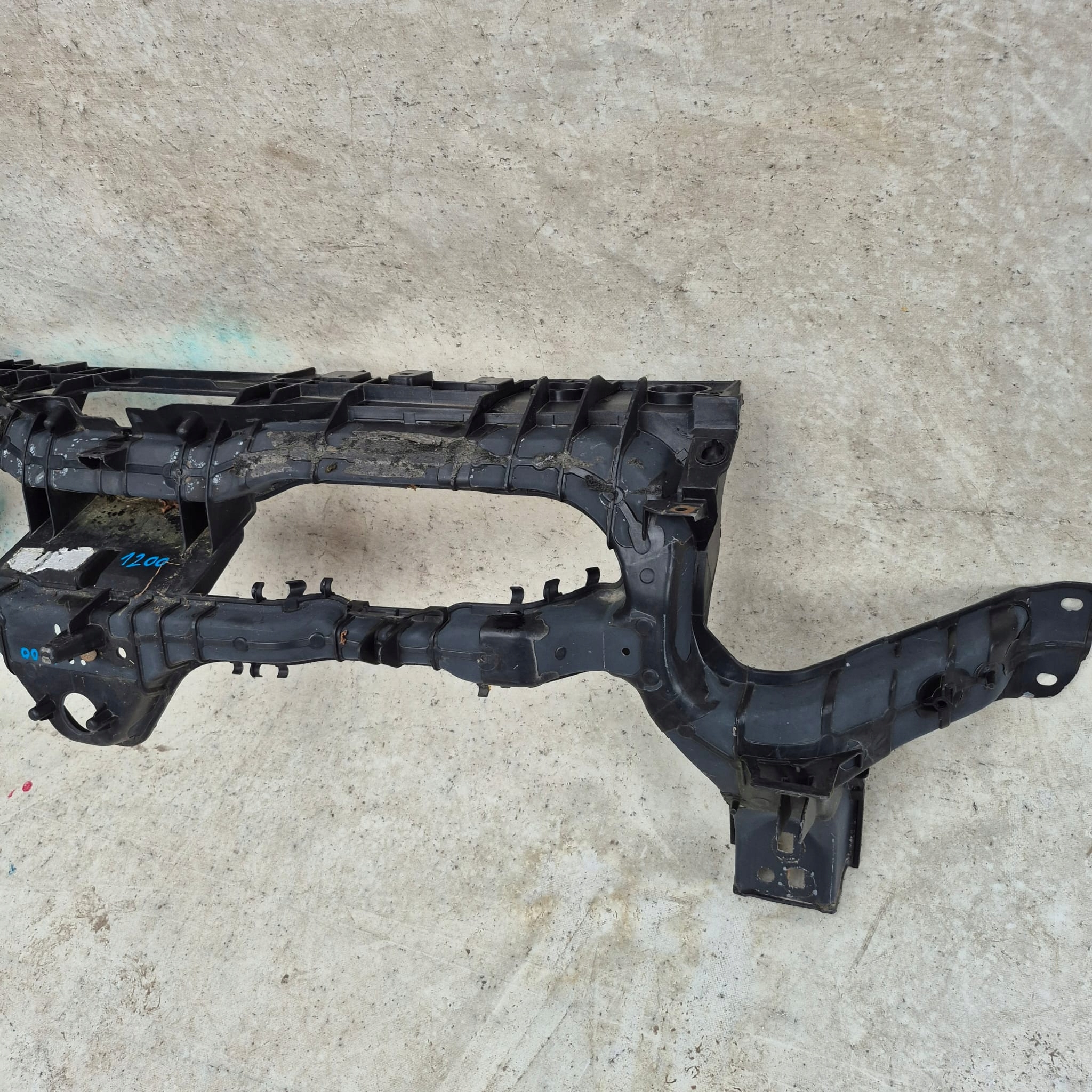 FORD TRANSIT CUSTOM and 1 MK1 12-17 support panel for radiators pillar