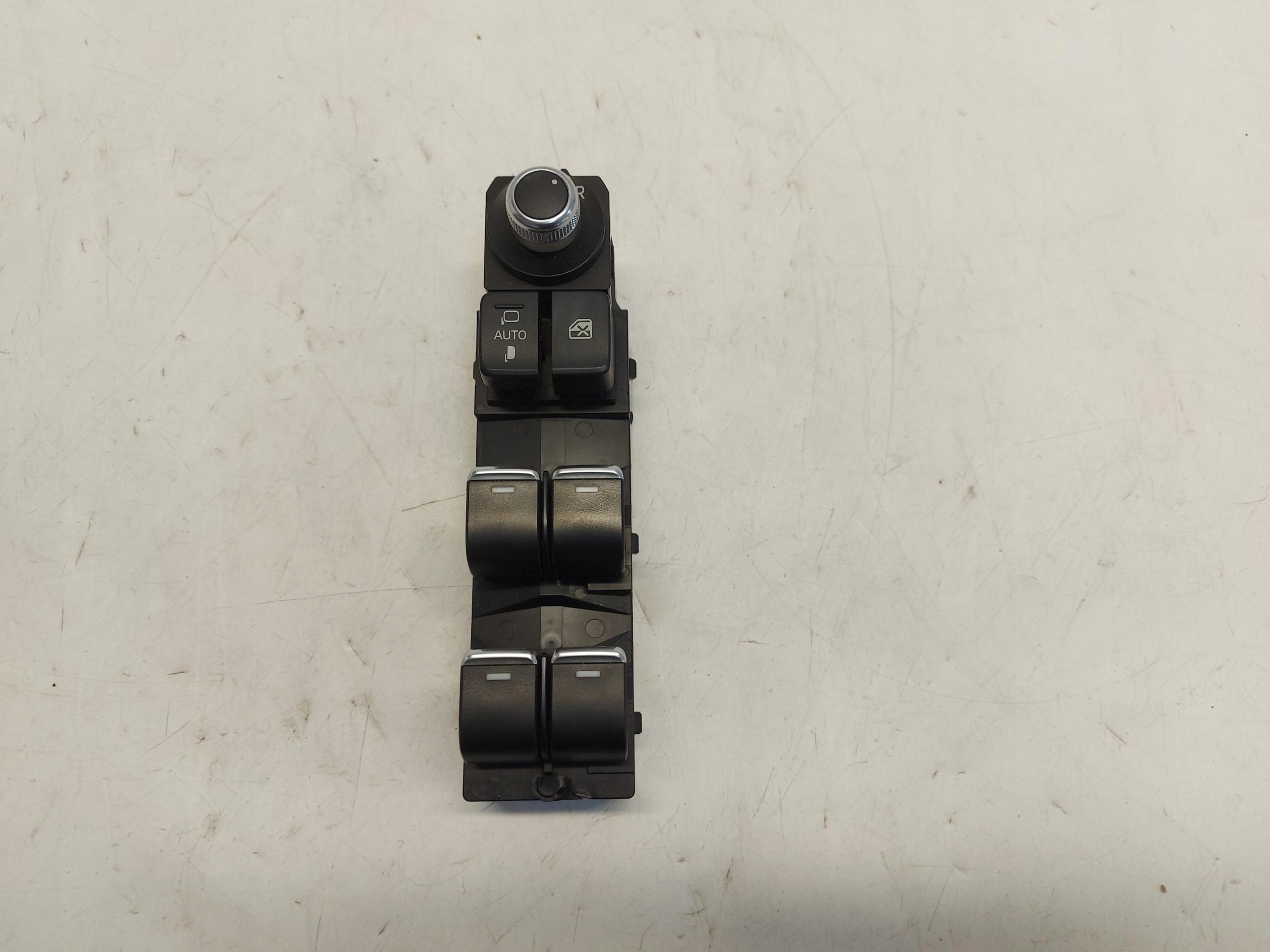 Mazda CX5 II Lift PANEL window control switch left front KG8D66350A