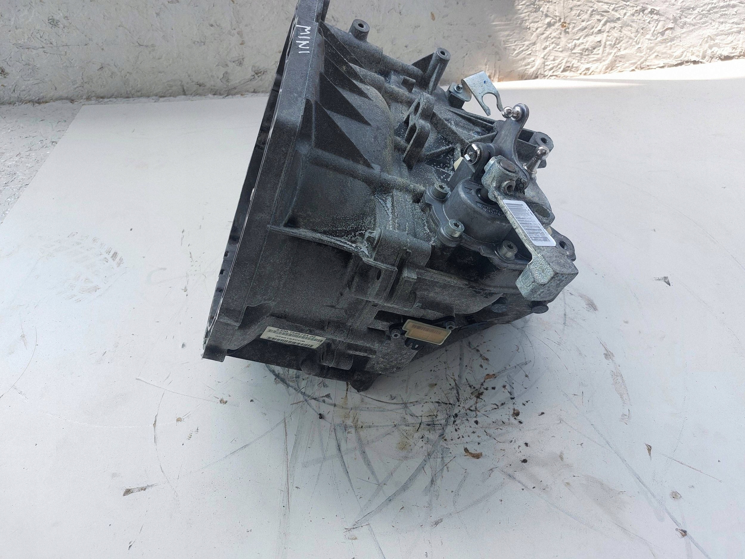 MINI MINI (R56) 1.6 16V B Getriebe 7568724-02 CHB