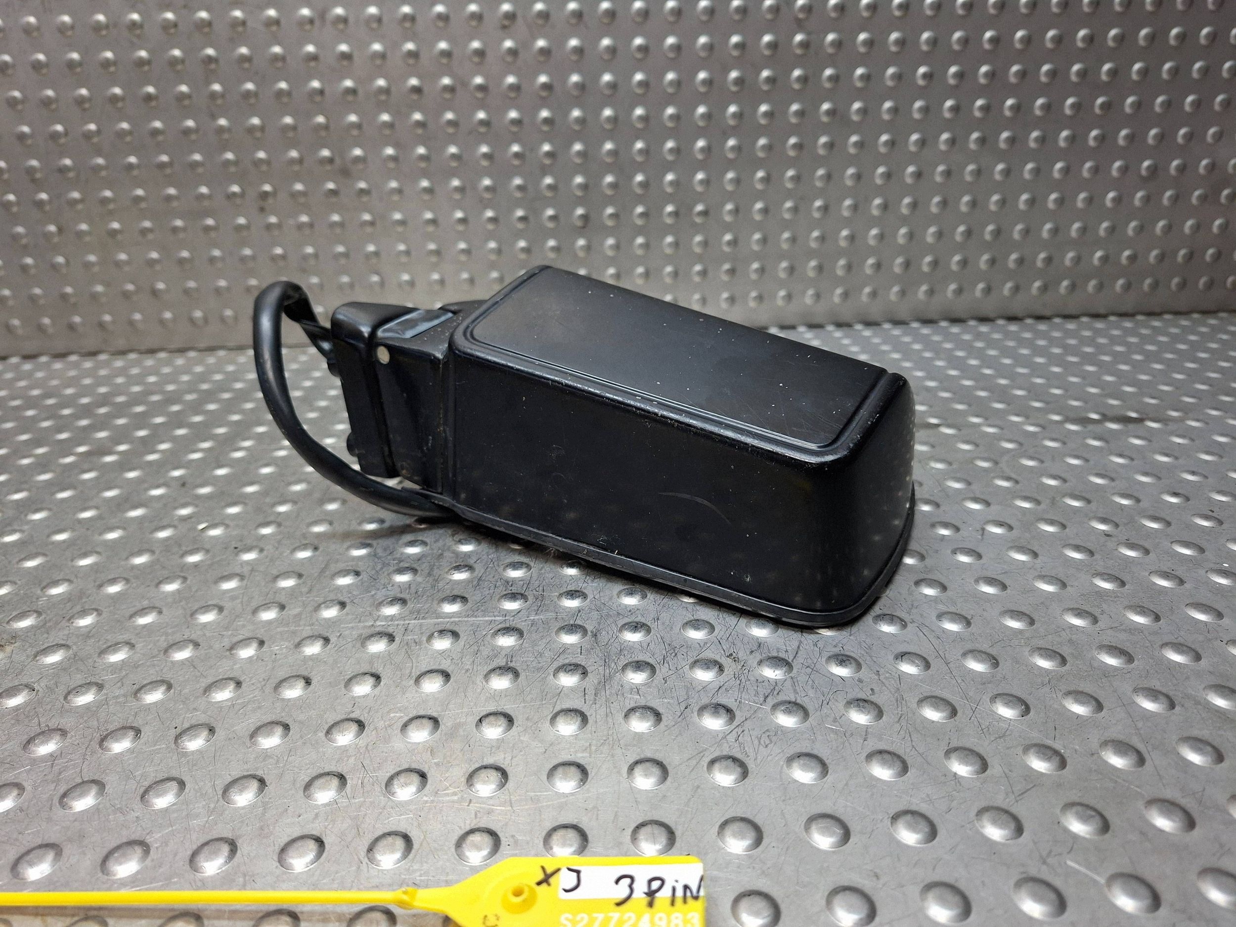mirror left JEEP CHEROKEE XJ 84-96 3 PIN EU