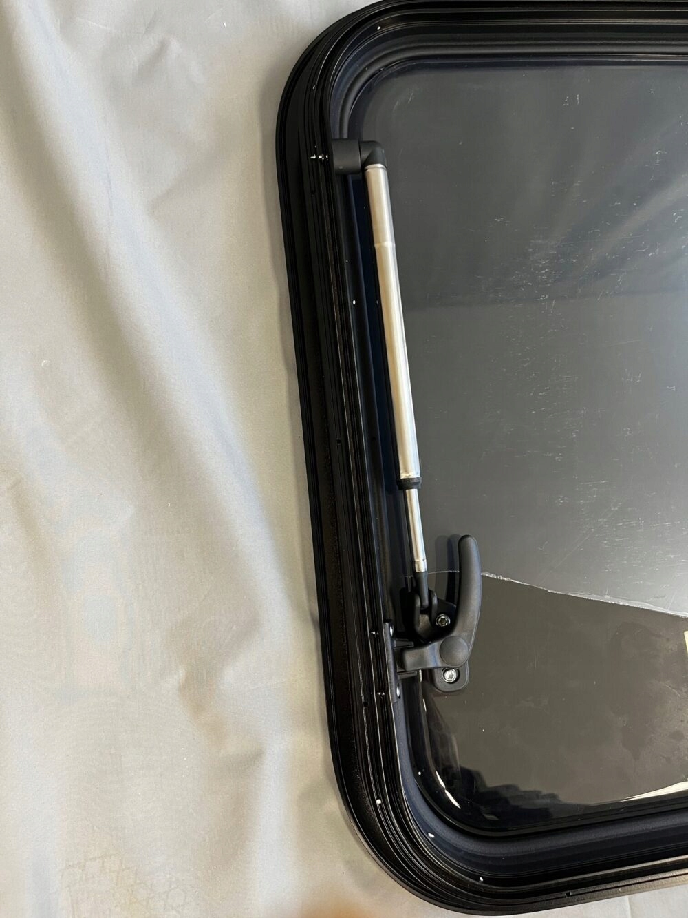 Okno Dometic S7P 490x500 Numer katalogowy części 9104116041