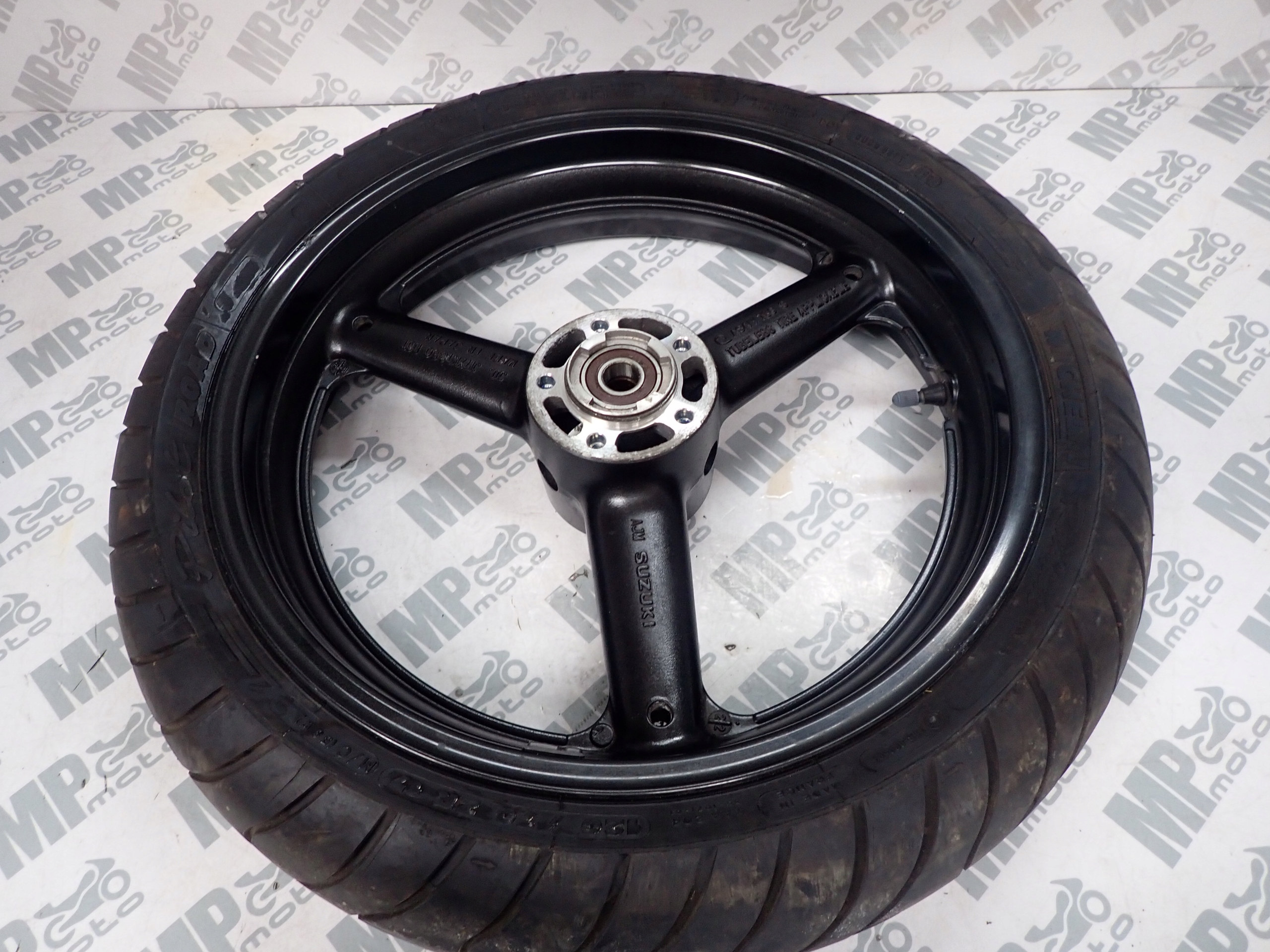 Suzuki GSF 1200 обід з шиною 01-05