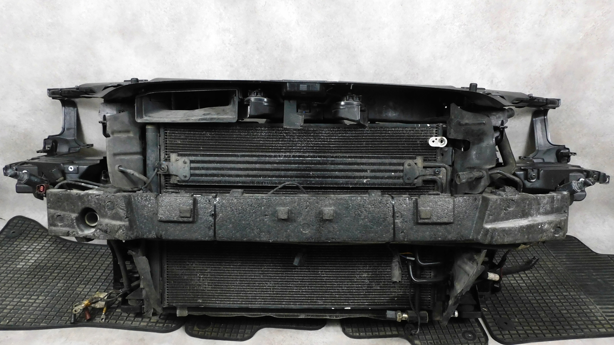 AUDI A8 D4 4H WZMOCNIENIE PAS PRZEDNI CHŁODNICE WENTYLATOR BELKA KOMPLETNE