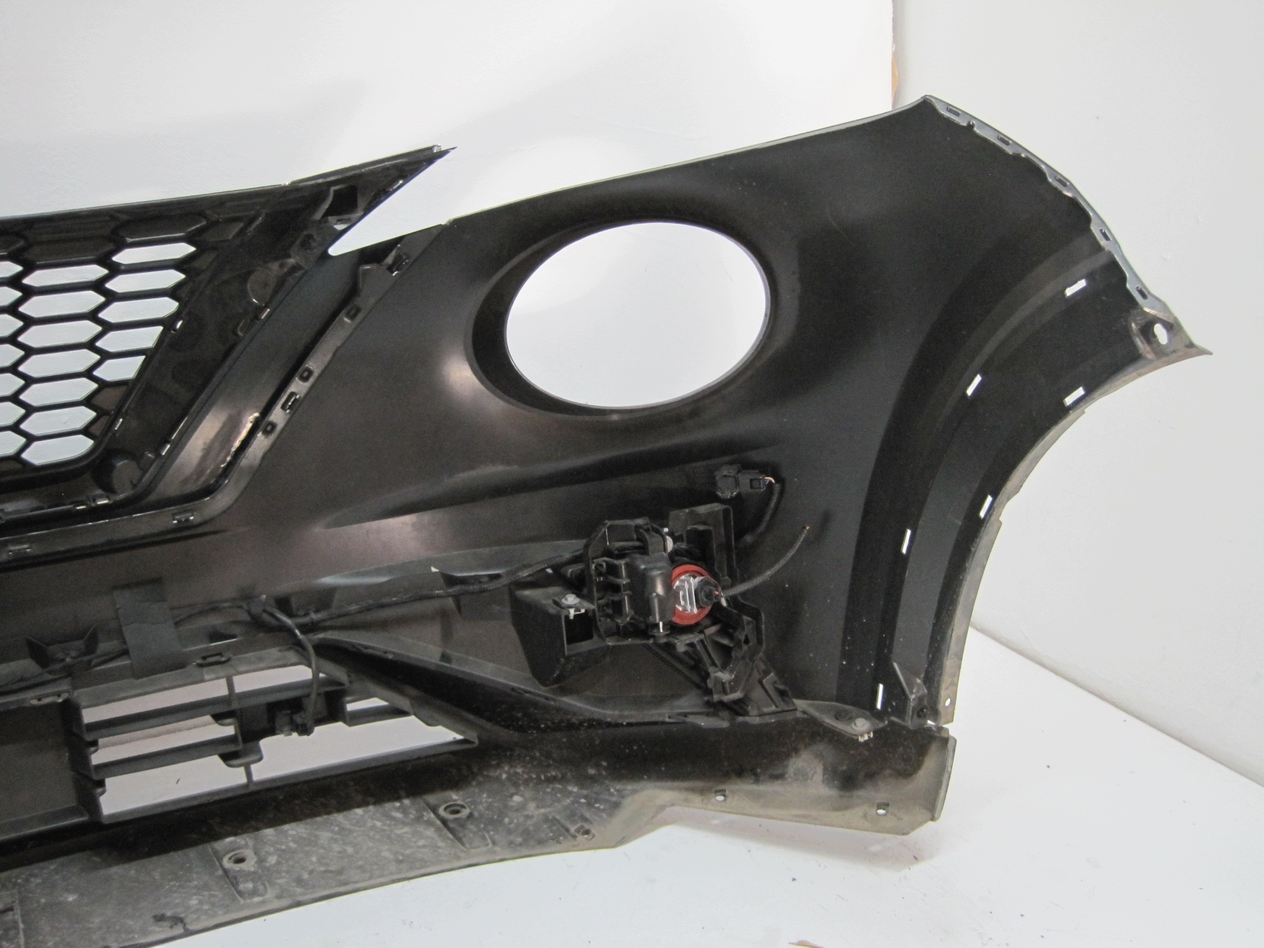 bumper NISSAN JUKE F16 4 PDC 23R front front