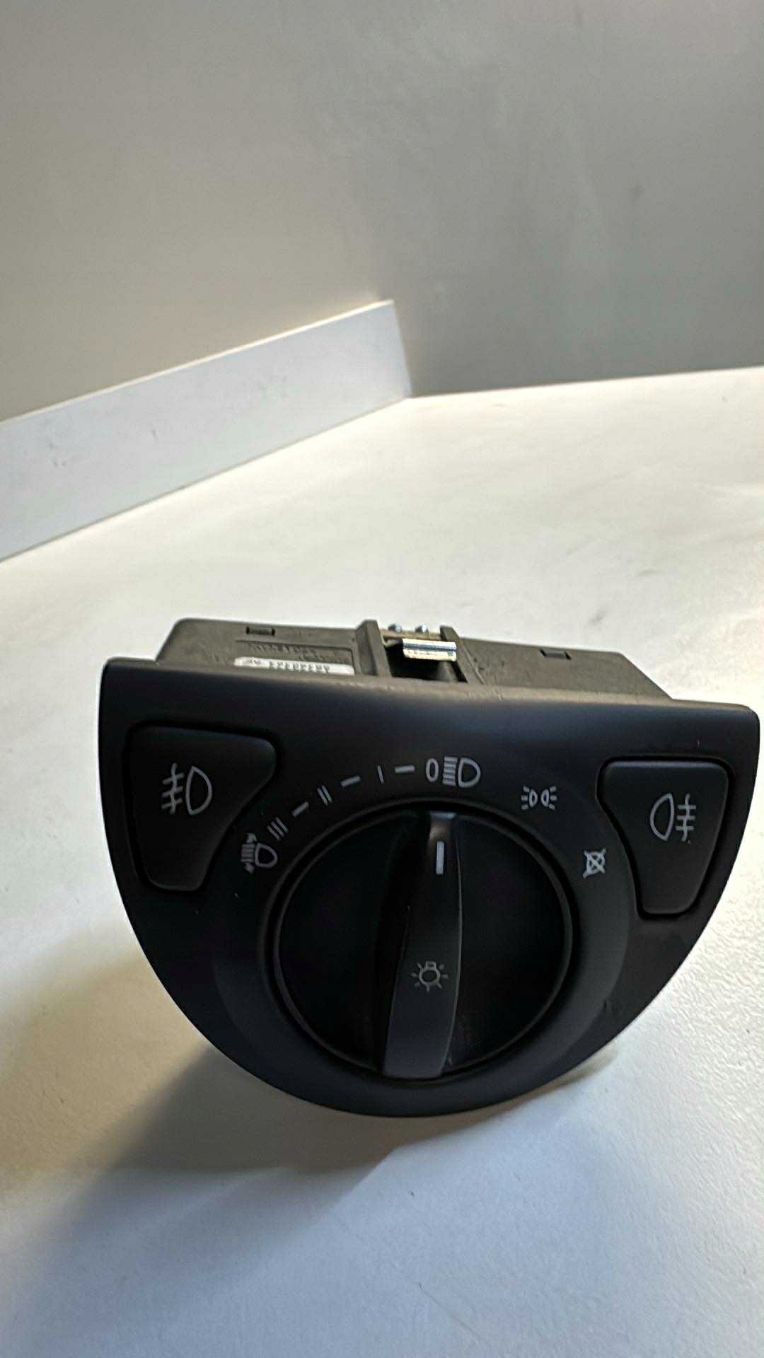 switch button of the lights Saab 9-3 93 II 12774377