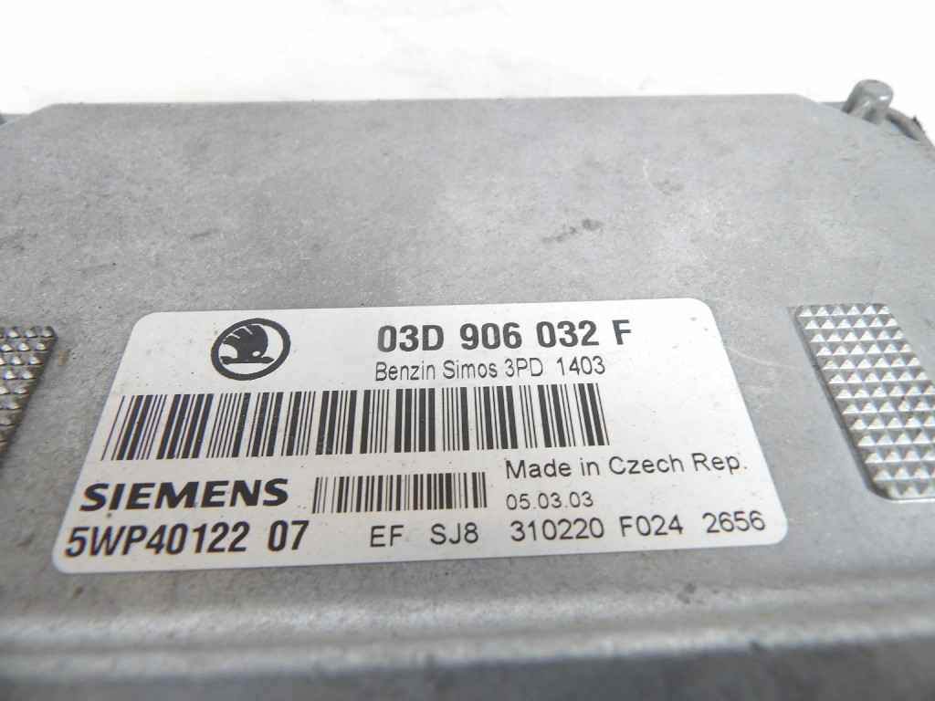 SKODA FABIA e 1.2B Centralina Motore 03D906032F