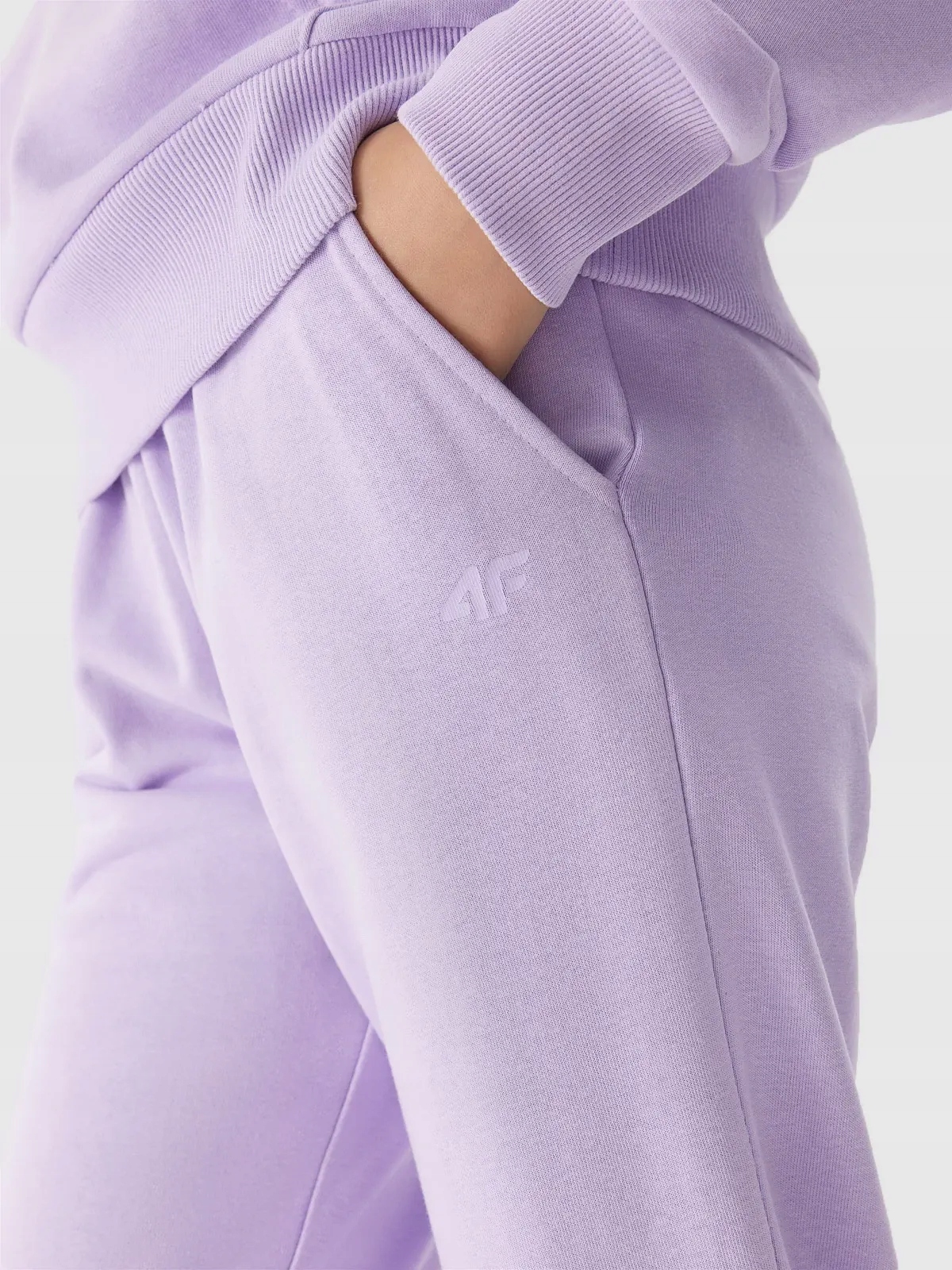 SPODNIE DRESOWE DZIEWCZĘCE 4F BAWEŁNA AW23F426 Sezon jesienny letni wiosenny zimowy