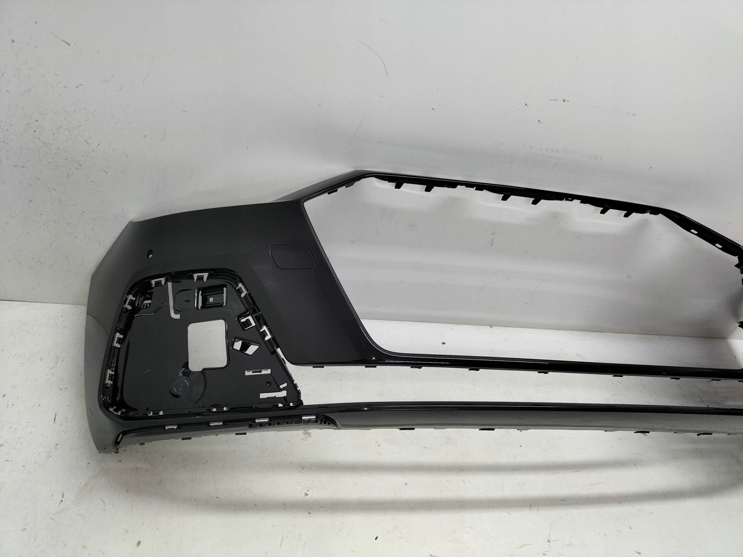front bumper front AUDI A1 82A 18