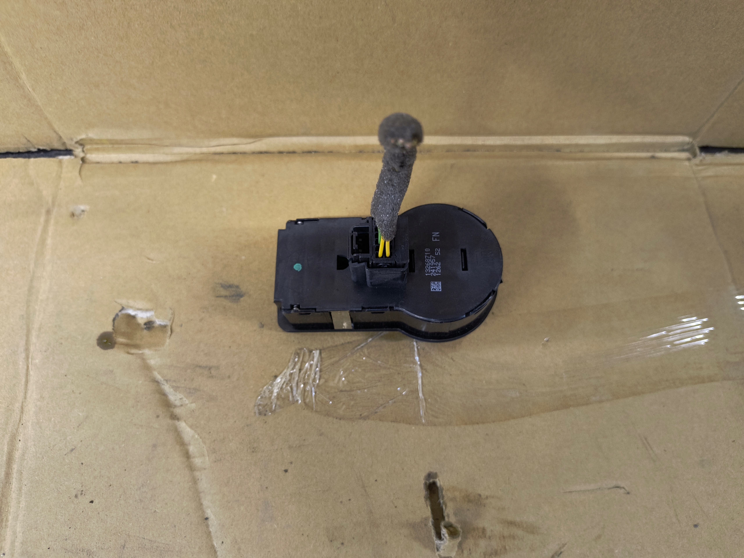 OPEL ASTRA J IV light switch switch SPRAWNY 13268710