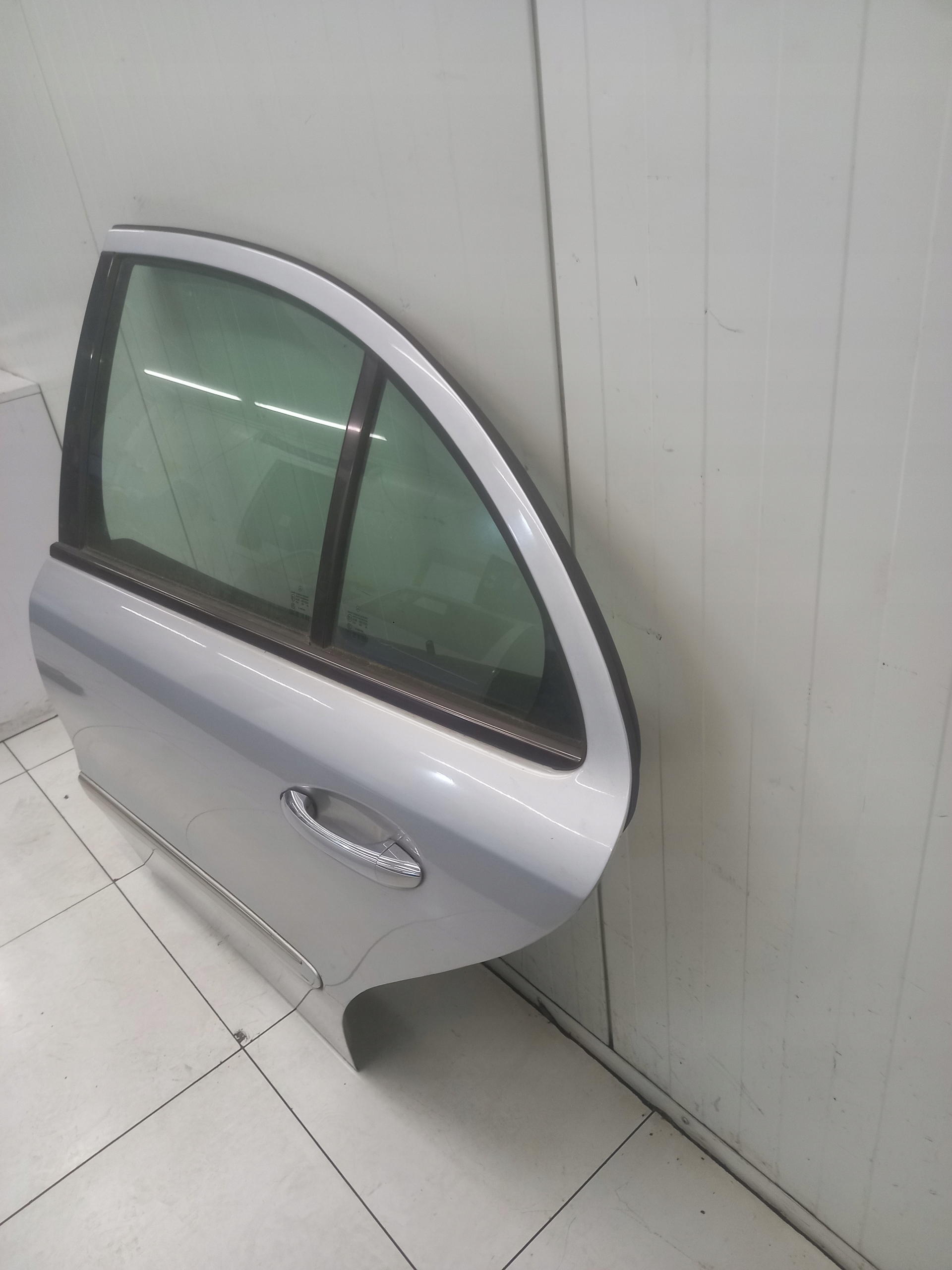 Tür links heck LIFT MERCEDES-BENZ E-KLASA W211 2002-2009