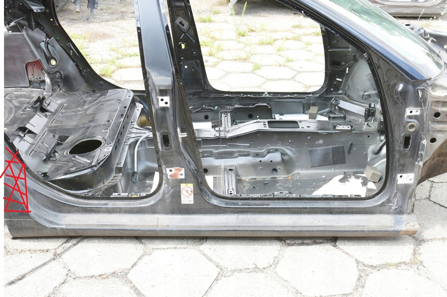 AUDI A3p РЕСТАЙЛІНГ SPORTBACKd ПОРІГ ПРАВИЙ СТІЙКА AB