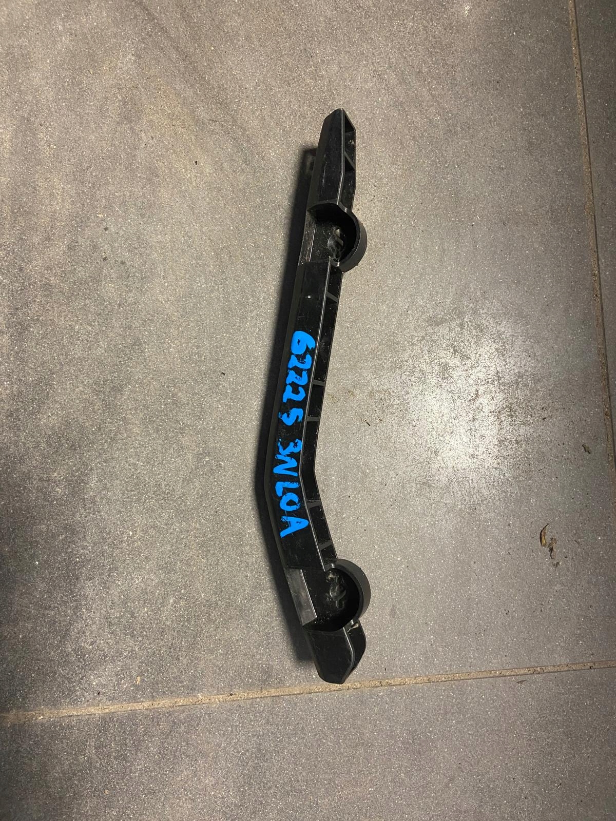 staffa Paraurti NISSAN OE 622243NL0A