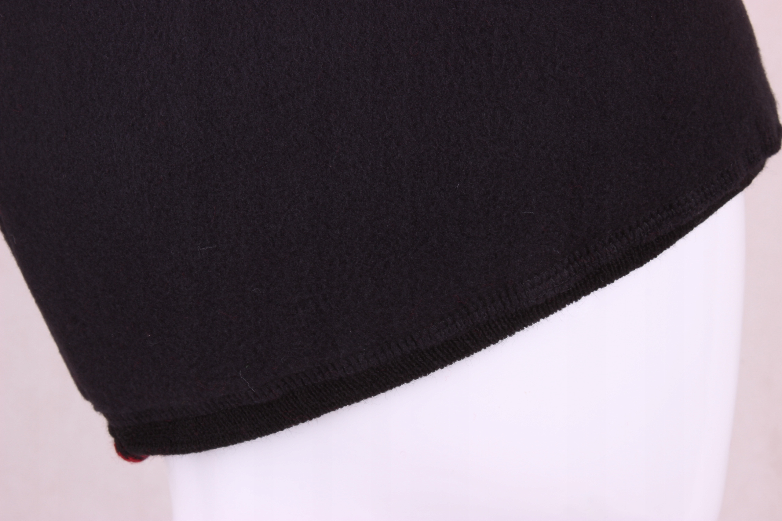 CIEPŁA POLSKA CZAPKA ZIMOWA Z POMPONEM OCIEPLANA Kod producenta ZIMA