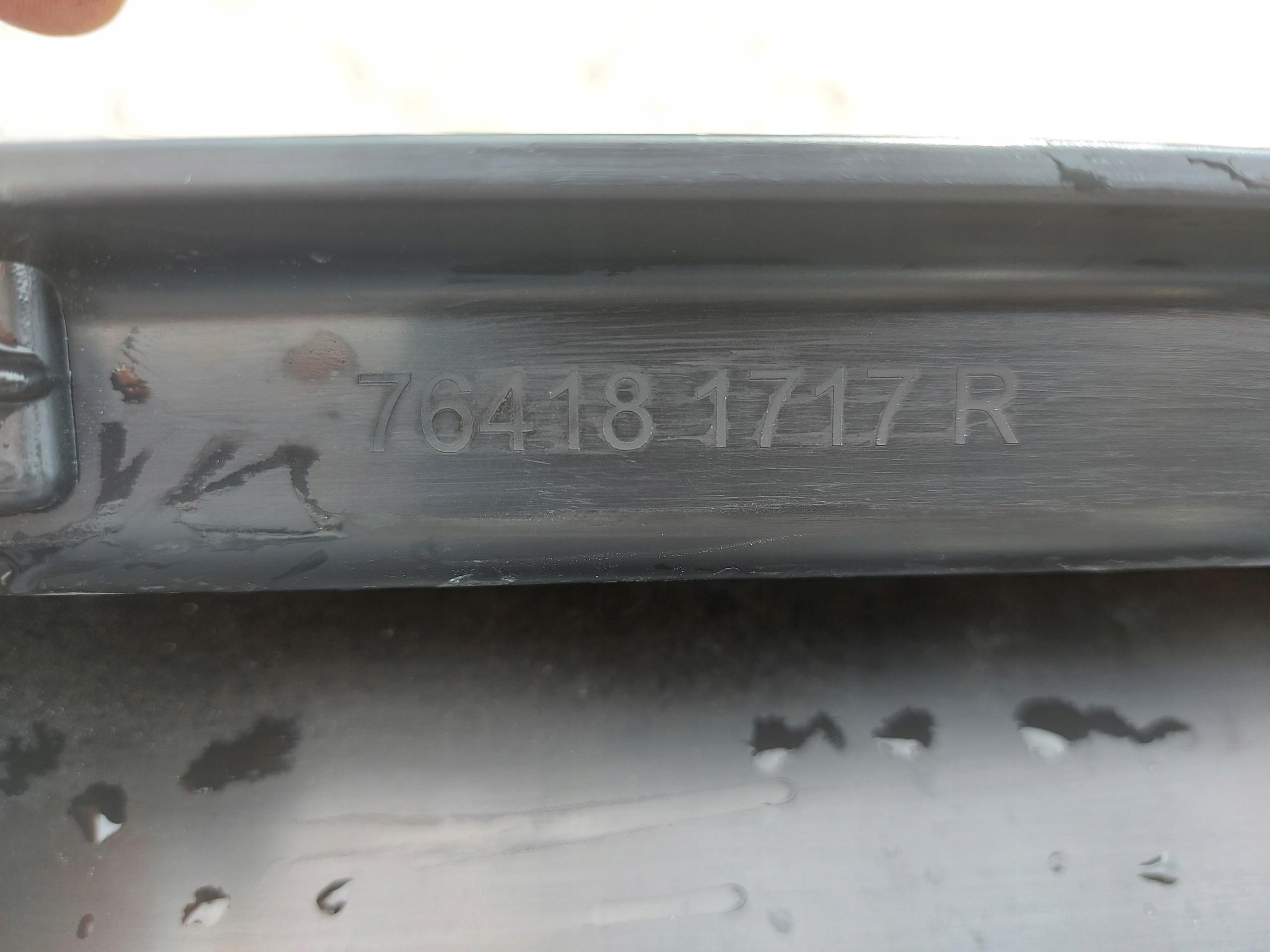 RENAULT Scenic E-Tech V 5 moulding cap threshold right 764181717R