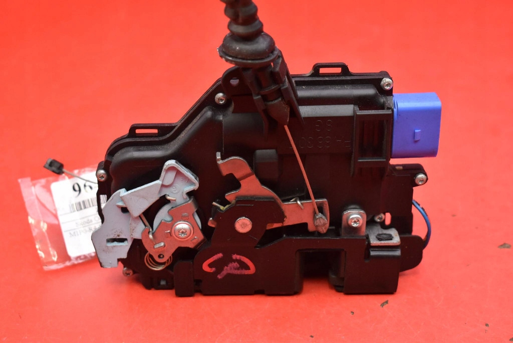 lock door left front front EU 3D1837015AB SKODA OCTAVIA 2 II 04-08