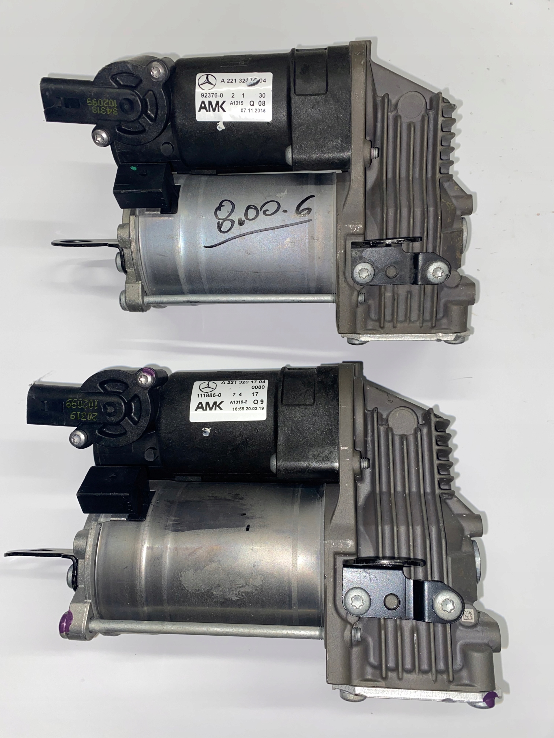 A2213201704 - Компрессор подвеса Мерк с В221 В216 а2213201704