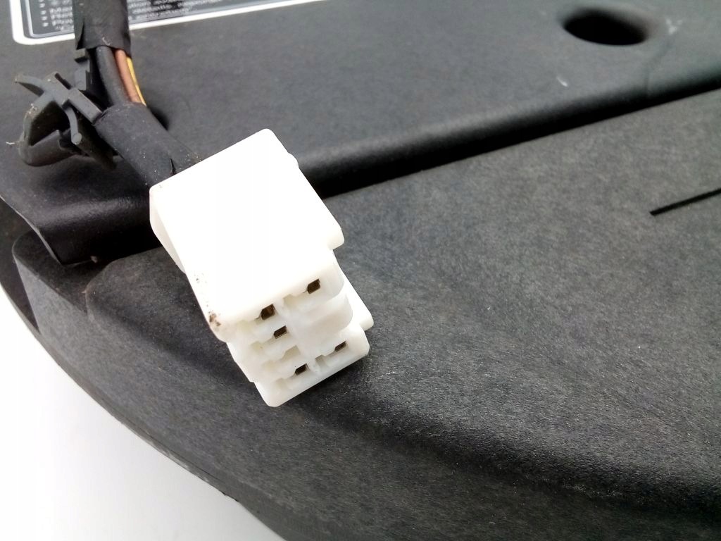 Mazda 6 and GG/GY speaker subwoofer Bose GJ5A66960