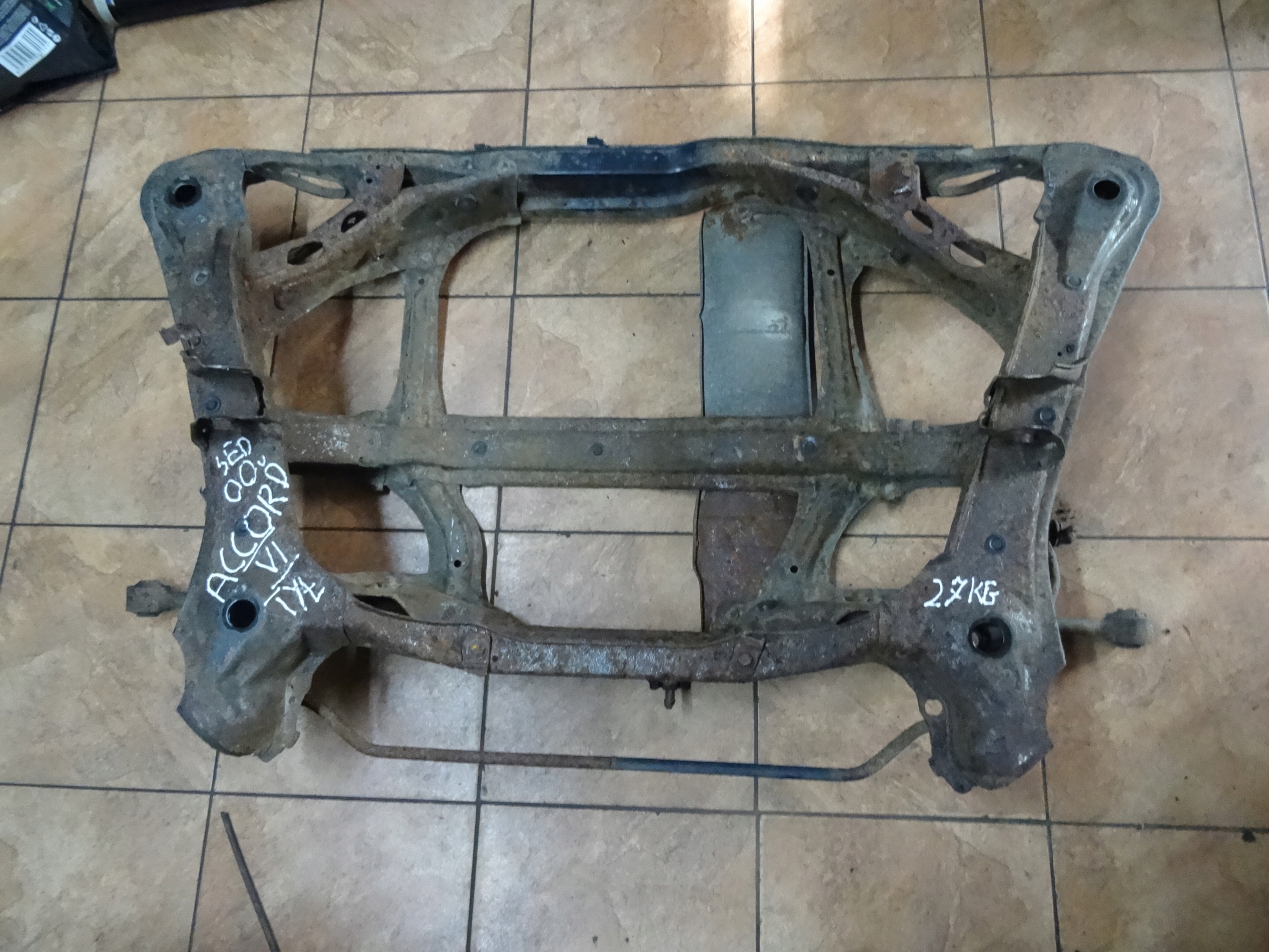 ACCORD VI 1.8B 00' SED SANKI BELKA ZAWIESZENIA TYŁ