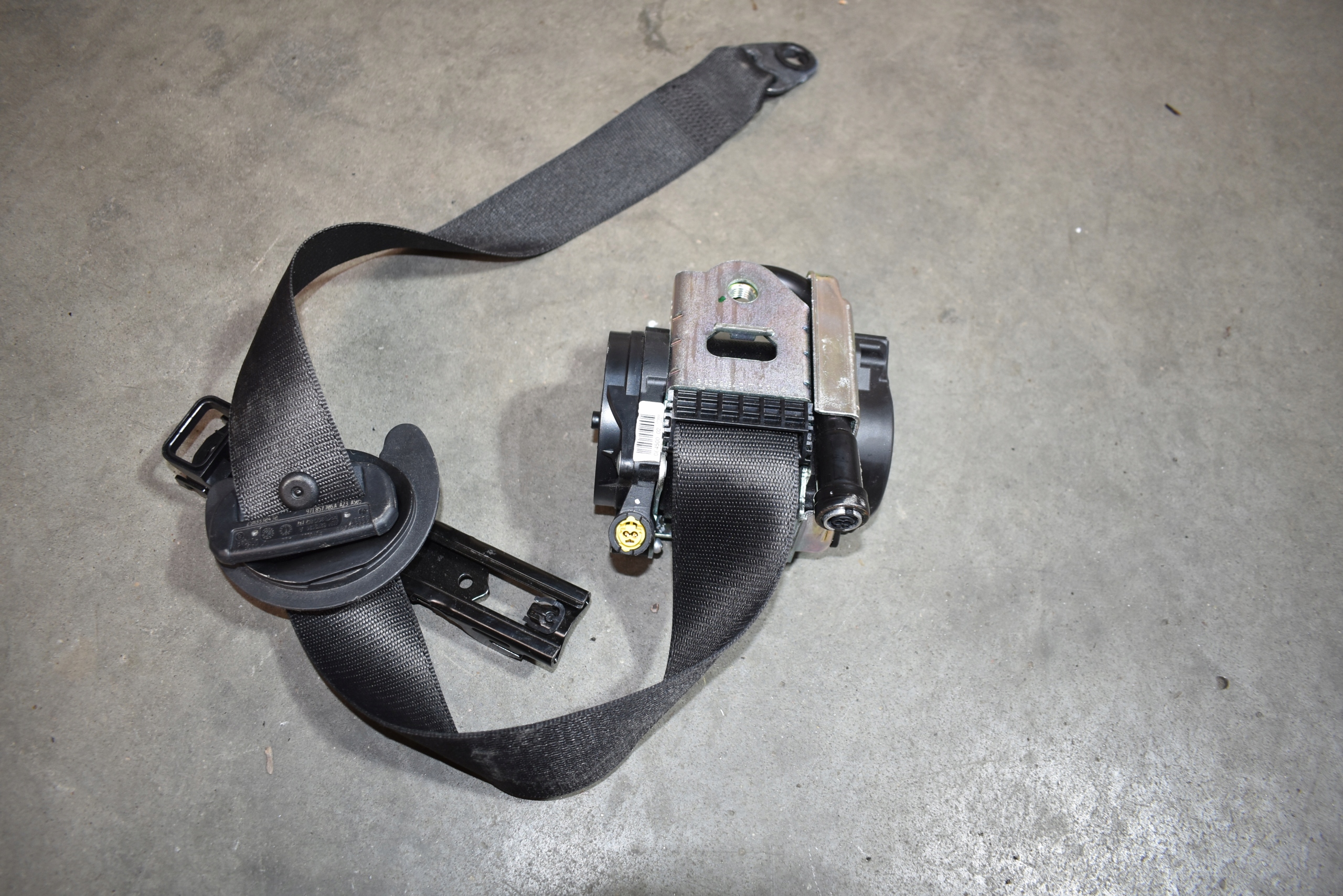 tension belt safety front front right PORSCHE PANAMERA 971 1