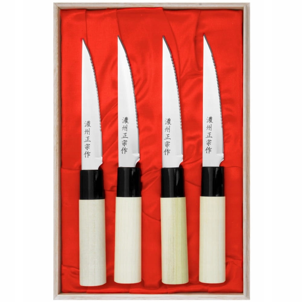 Satake Megumi 420J2 Japonský set 4 nožov na steaky v drevenom puzdre