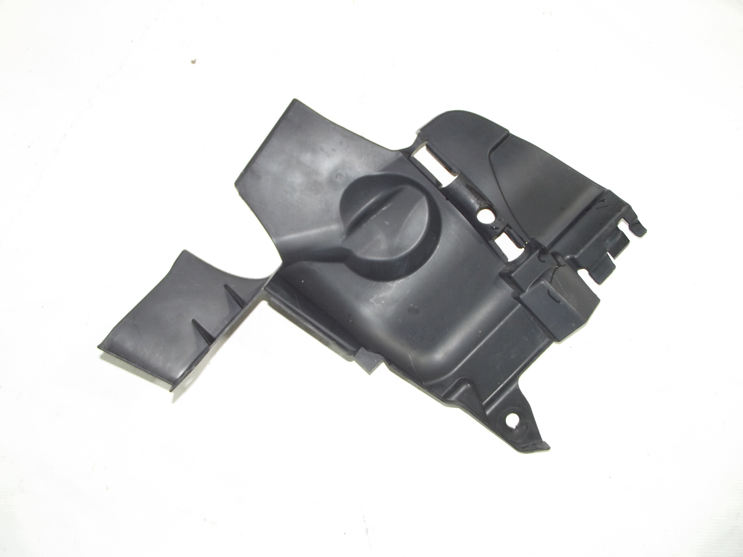 Dacia Duster II cover podluznicy right 638301557R