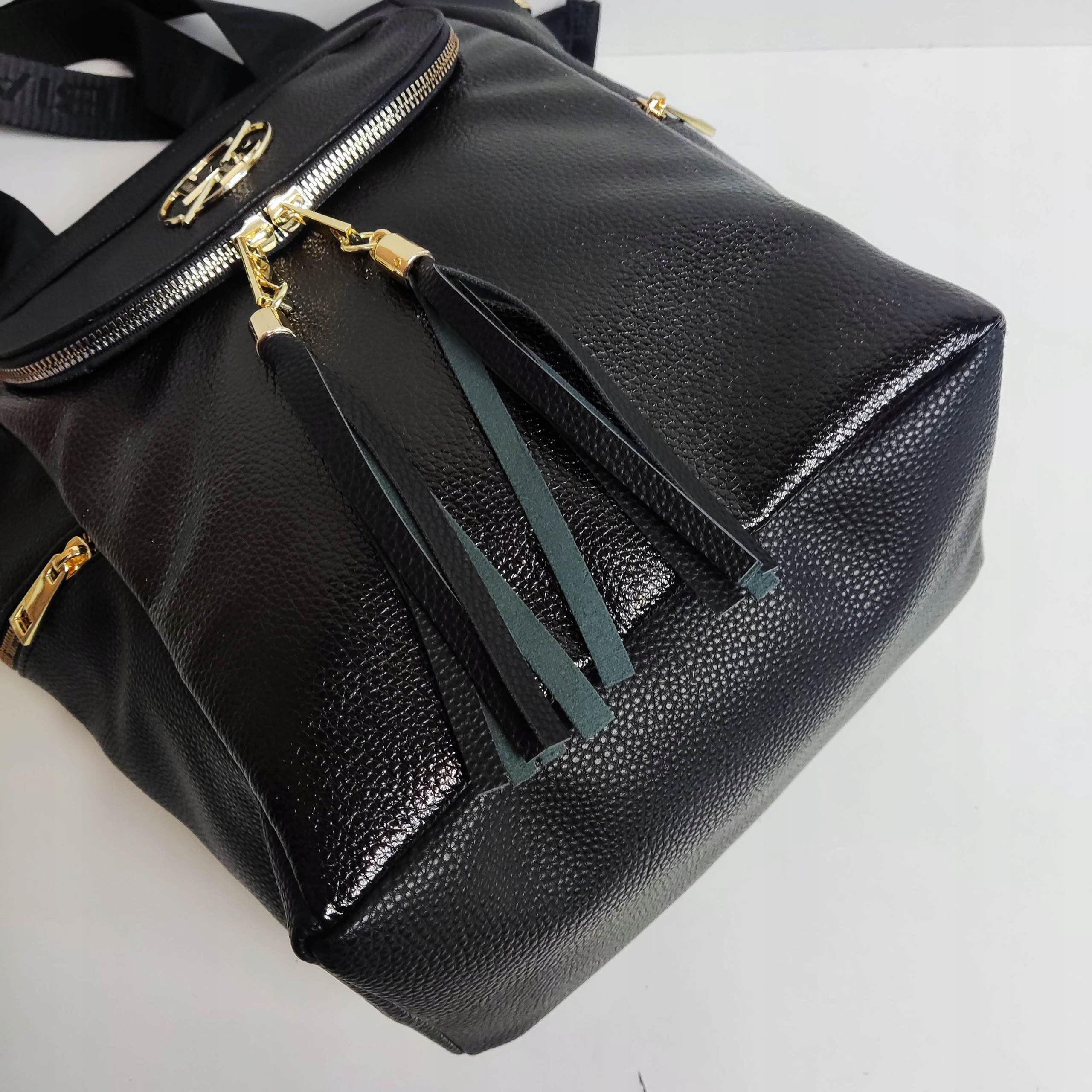 Torebka shopper Laura Biaggi torba na ramię czarna listonoszka Styl miejski