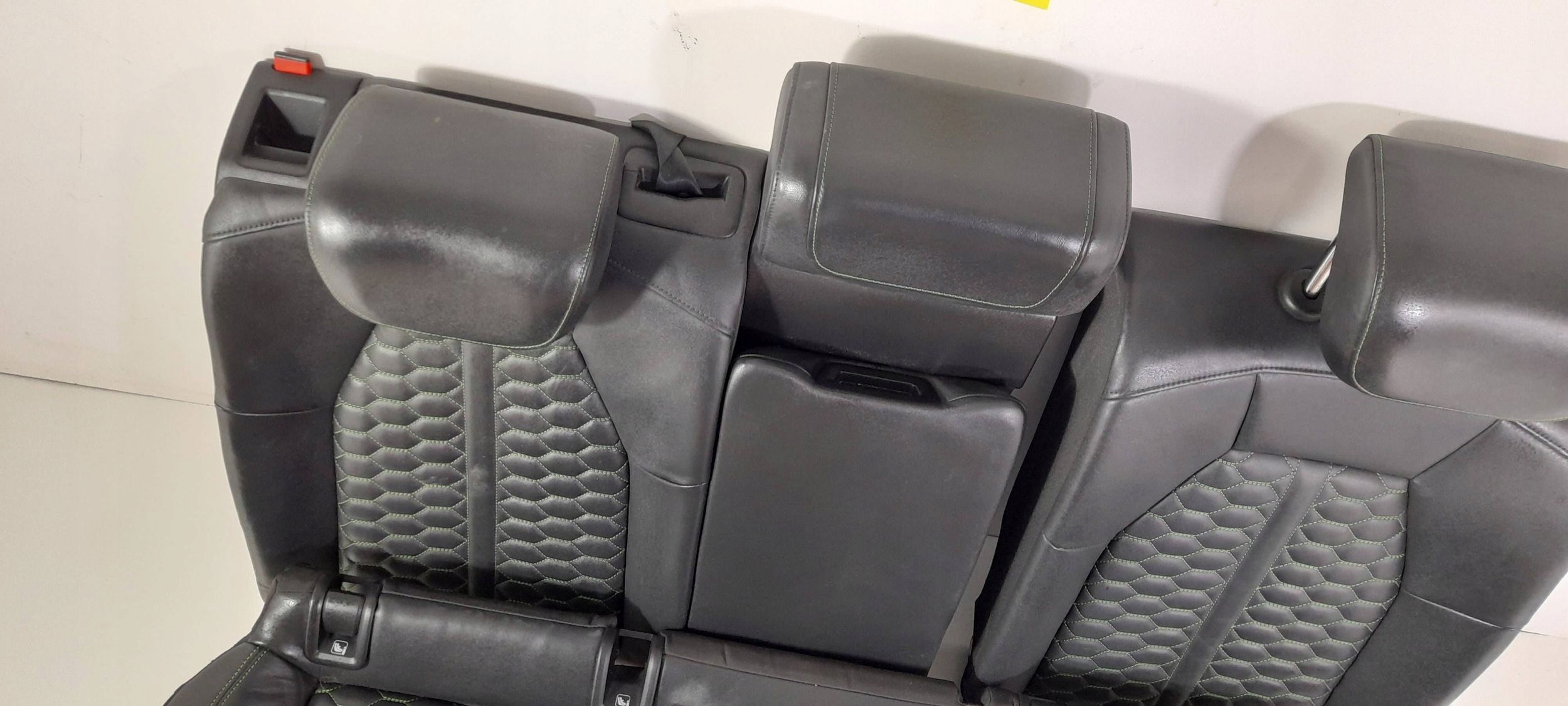 Audi RS3 8Y Sportback Sitz hinten (T12)