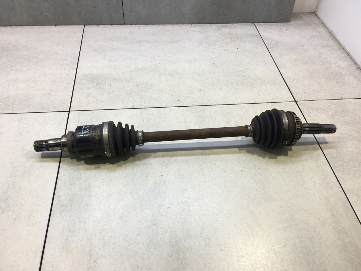 Semiasse sinistra corta YARIS e 1.0 VVTI