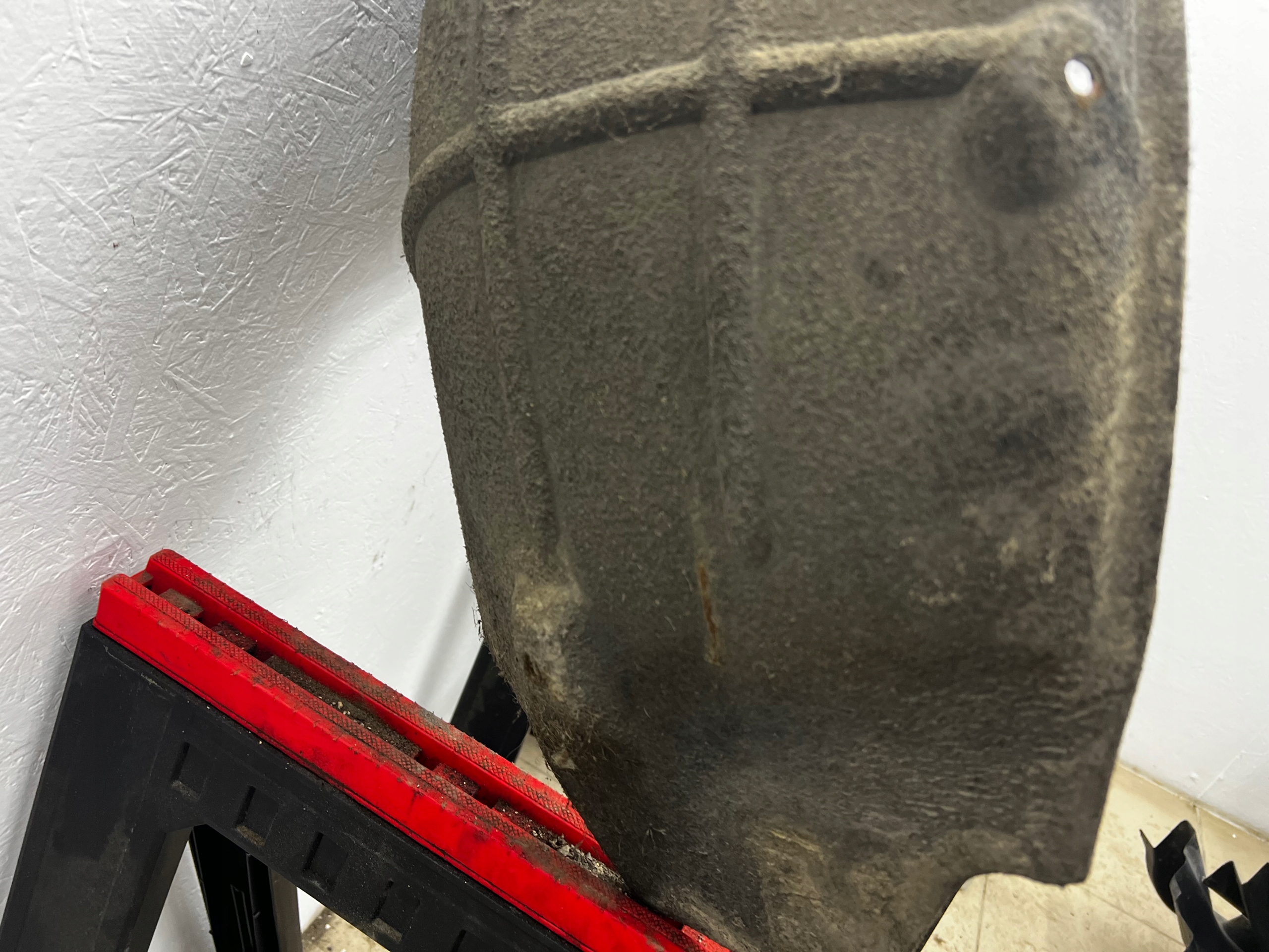 VW PASSAT B7 KOMBI Radschale links heck