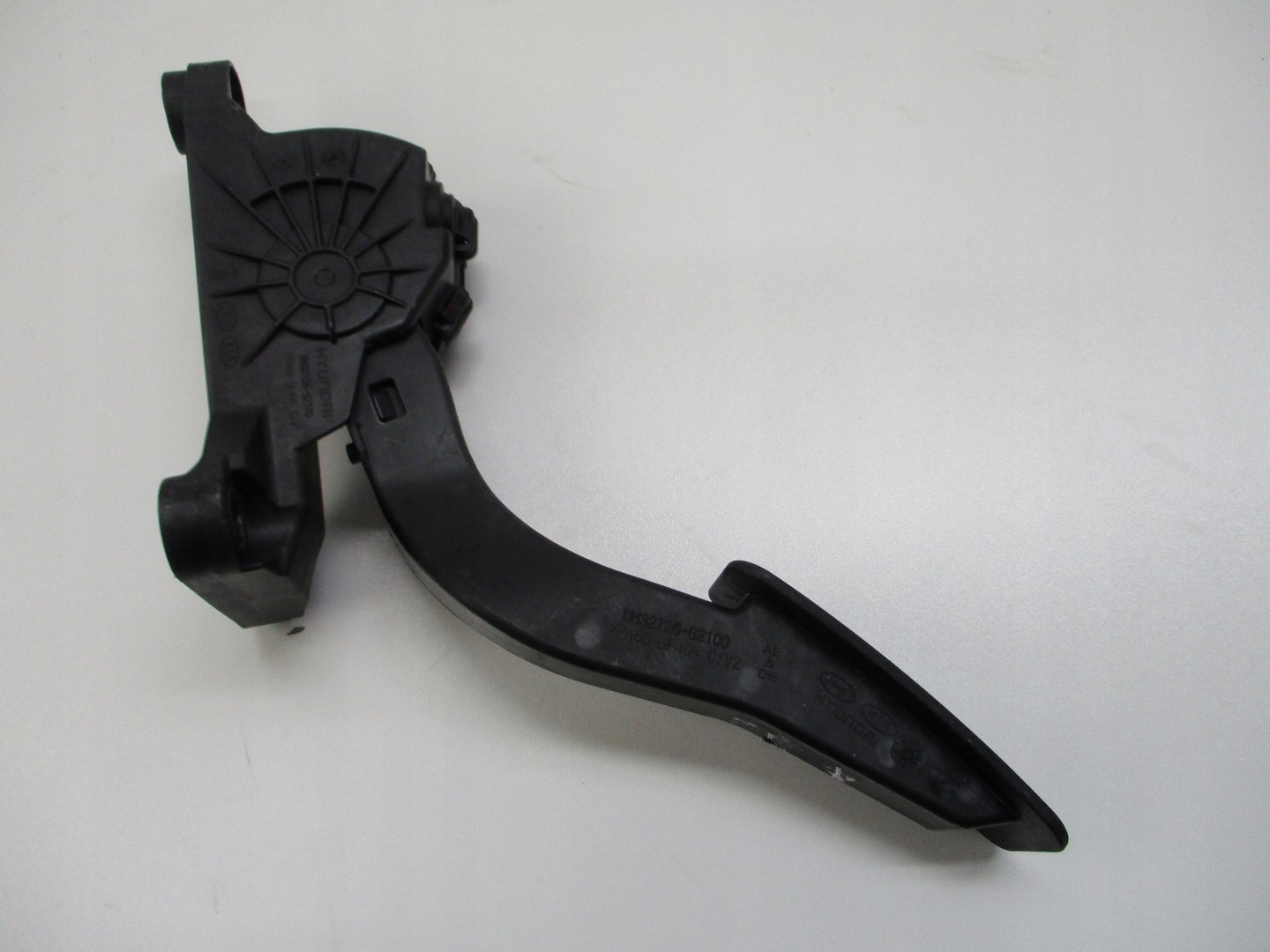 accelerator pedal KIA NIRO 32740-03100 35191-G2100