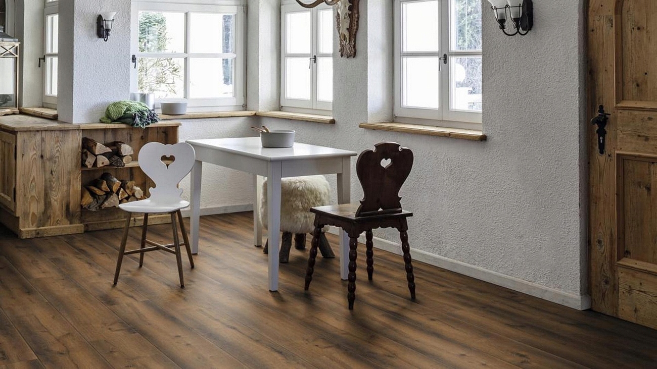 Panele Laminowane Kaindl AC4 Dąb Roast 2,36m2 Rodzaj panele laminowane