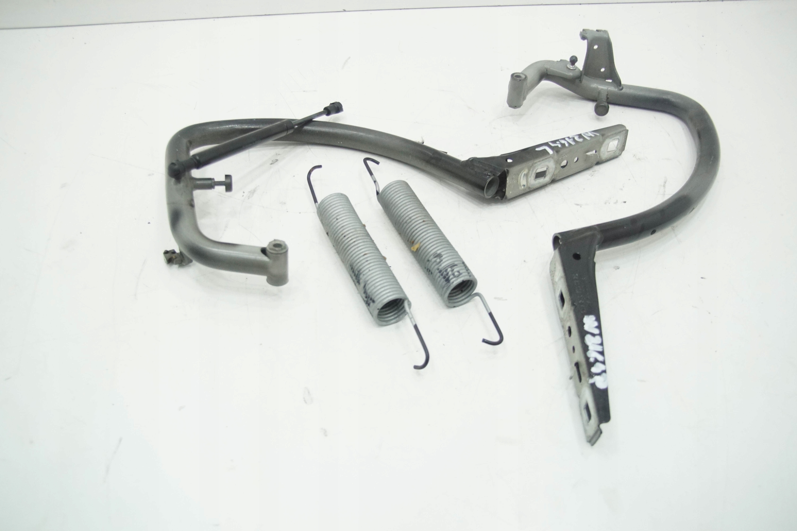 Петля закрылка пружина привода MERCEDES CL CL W216