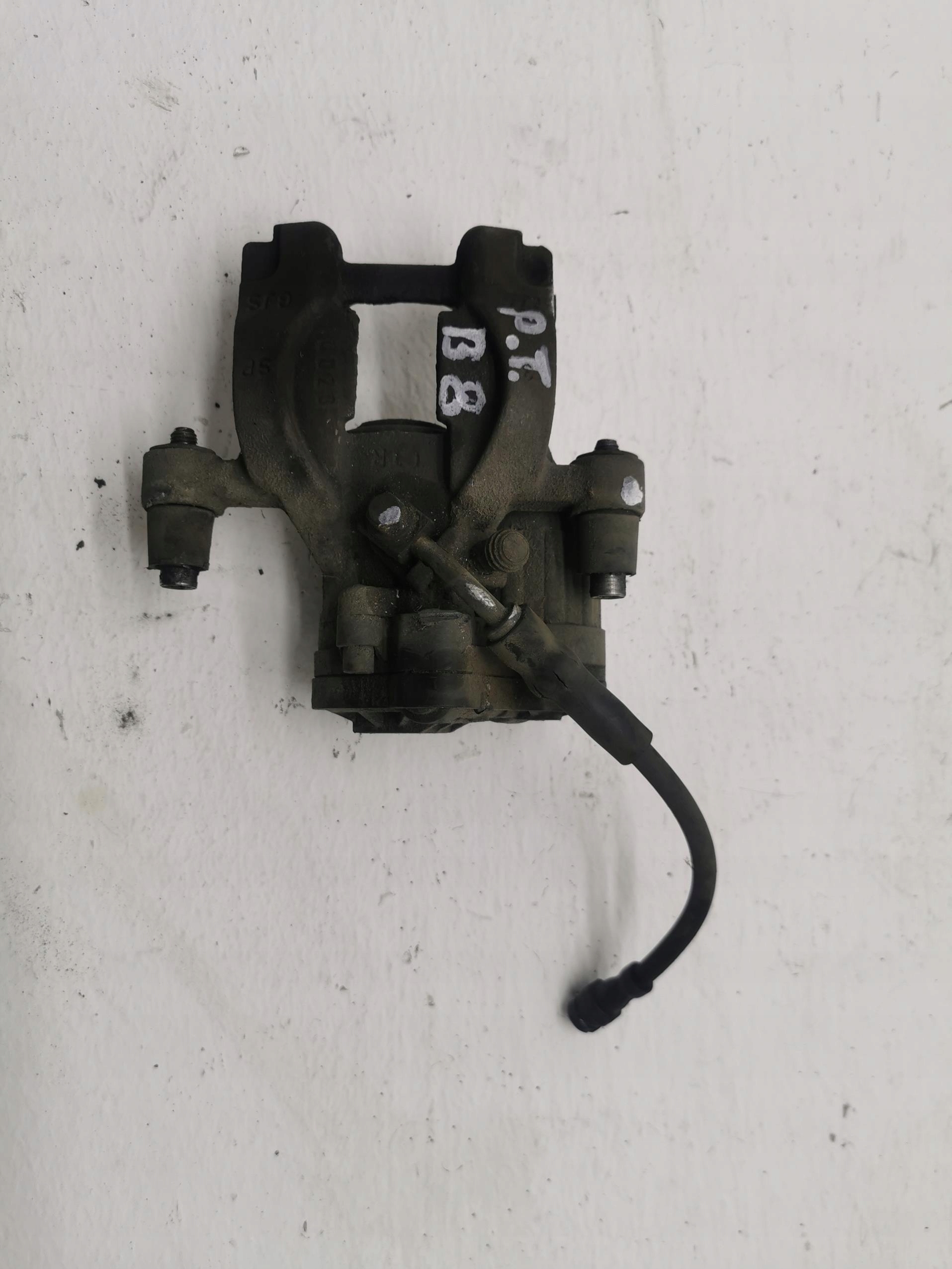 caliper brake right rear part VW PASSAT B8 3Q0615406J