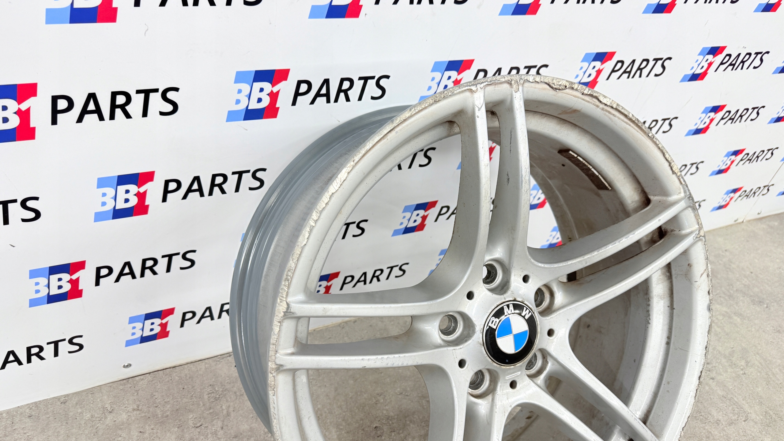 BMW E90 E91 disk předek STYLING 313 m-packet 8JX19'' ET37 5X120 7844343