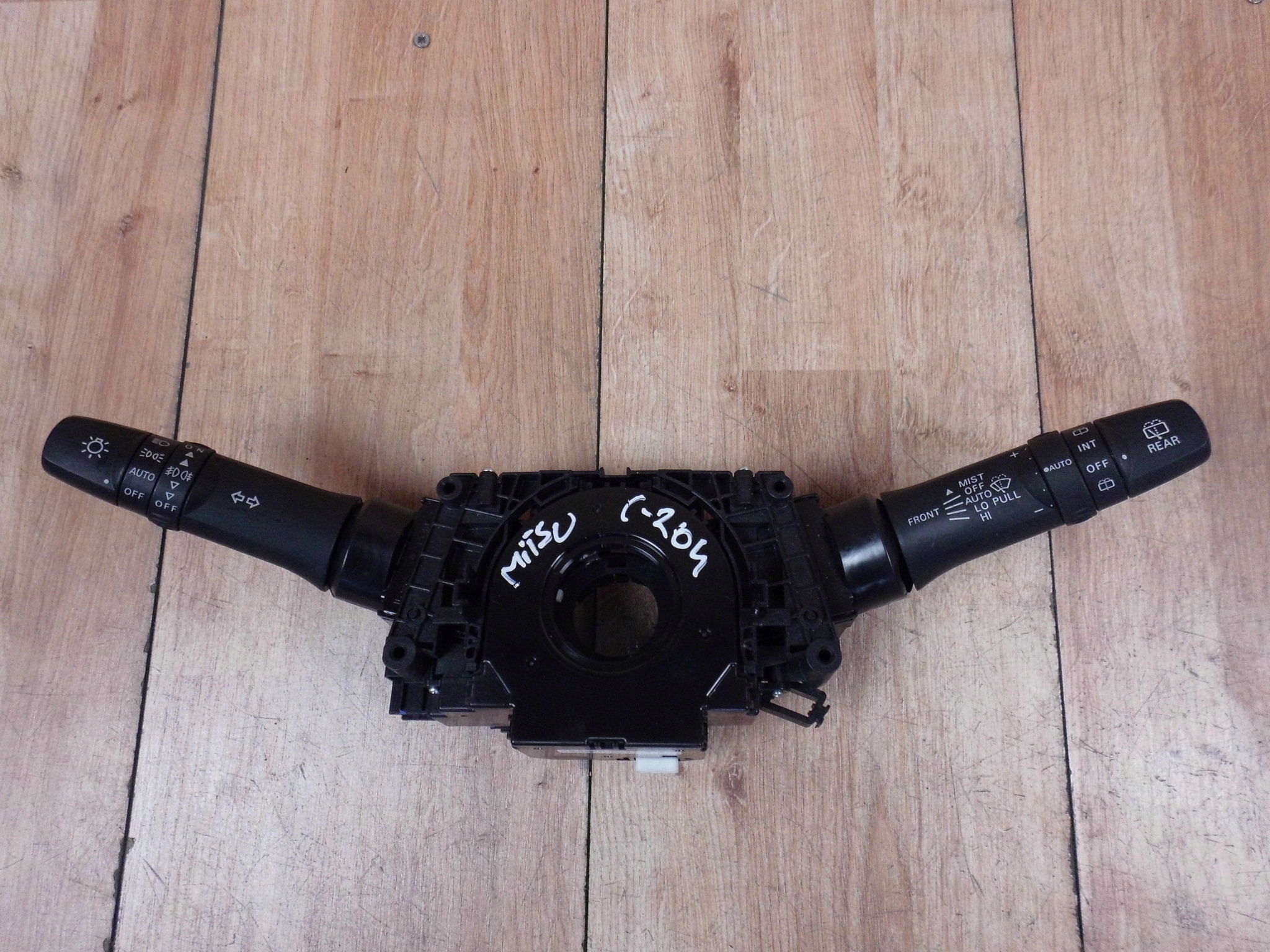 Outlander III manetki przełącznik świateł pająk